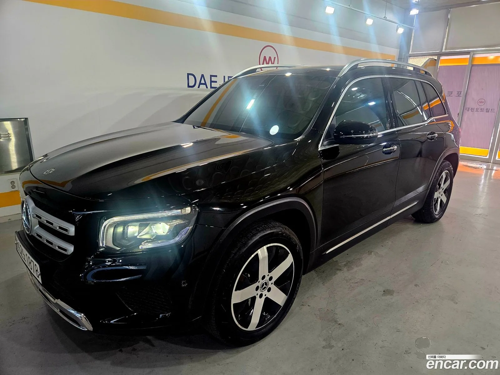 Mercedes-Benz GLB-Class X247 2020 — 12