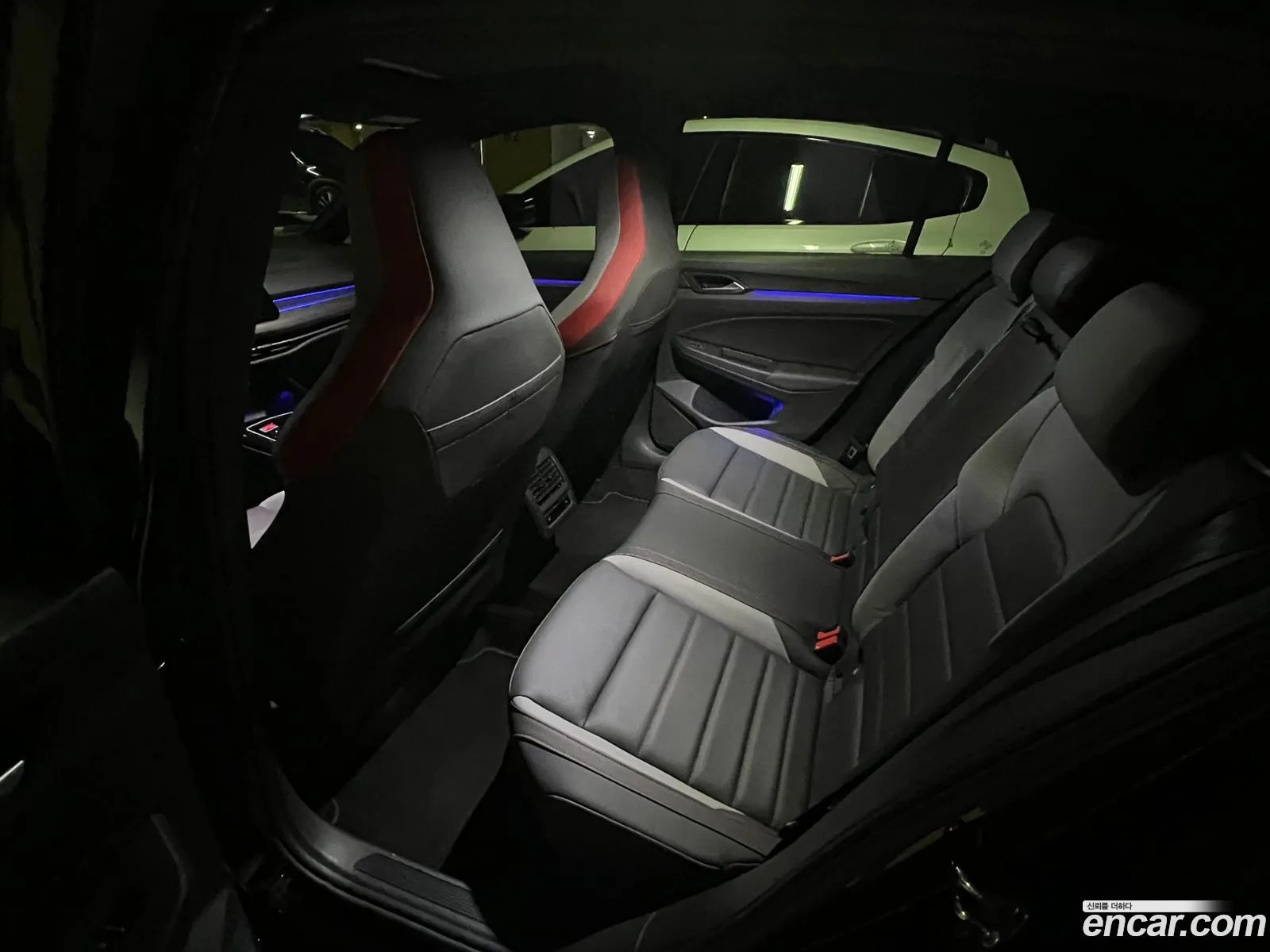 Volkswagen Golf 8th Gen 2023 — 7
