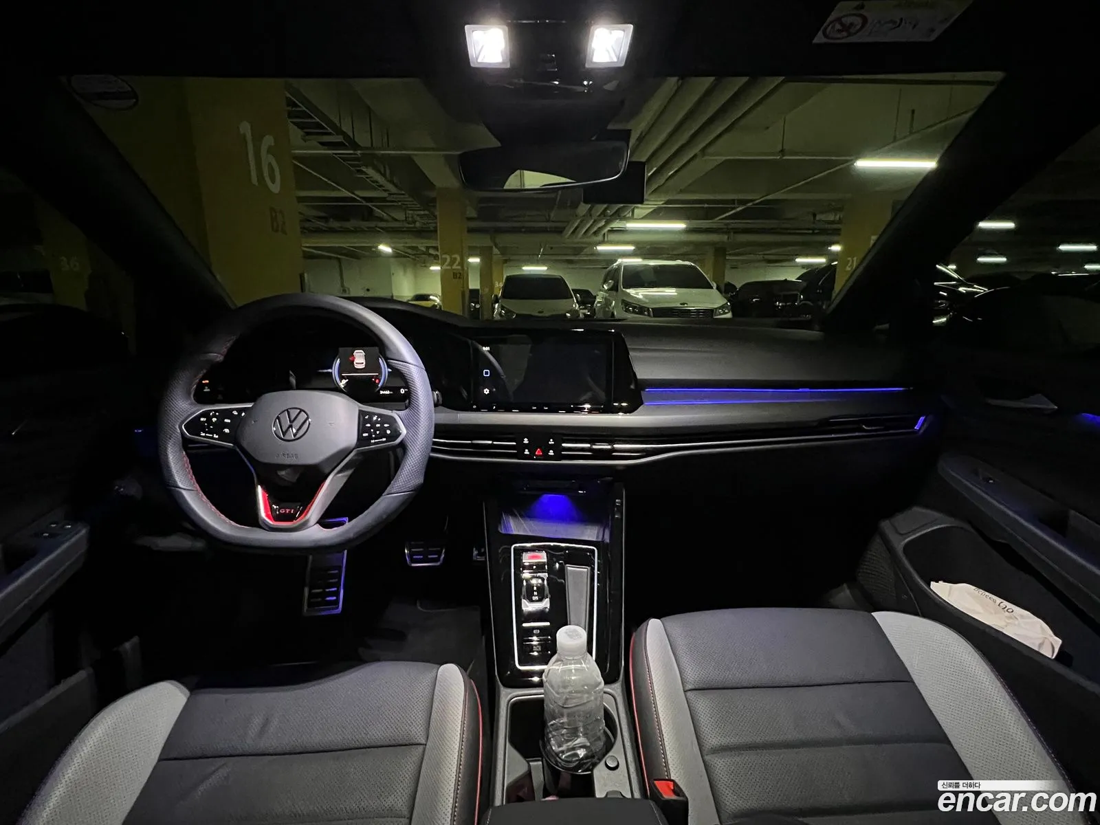Volkswagen Golf 8th Gen 2023 — 8