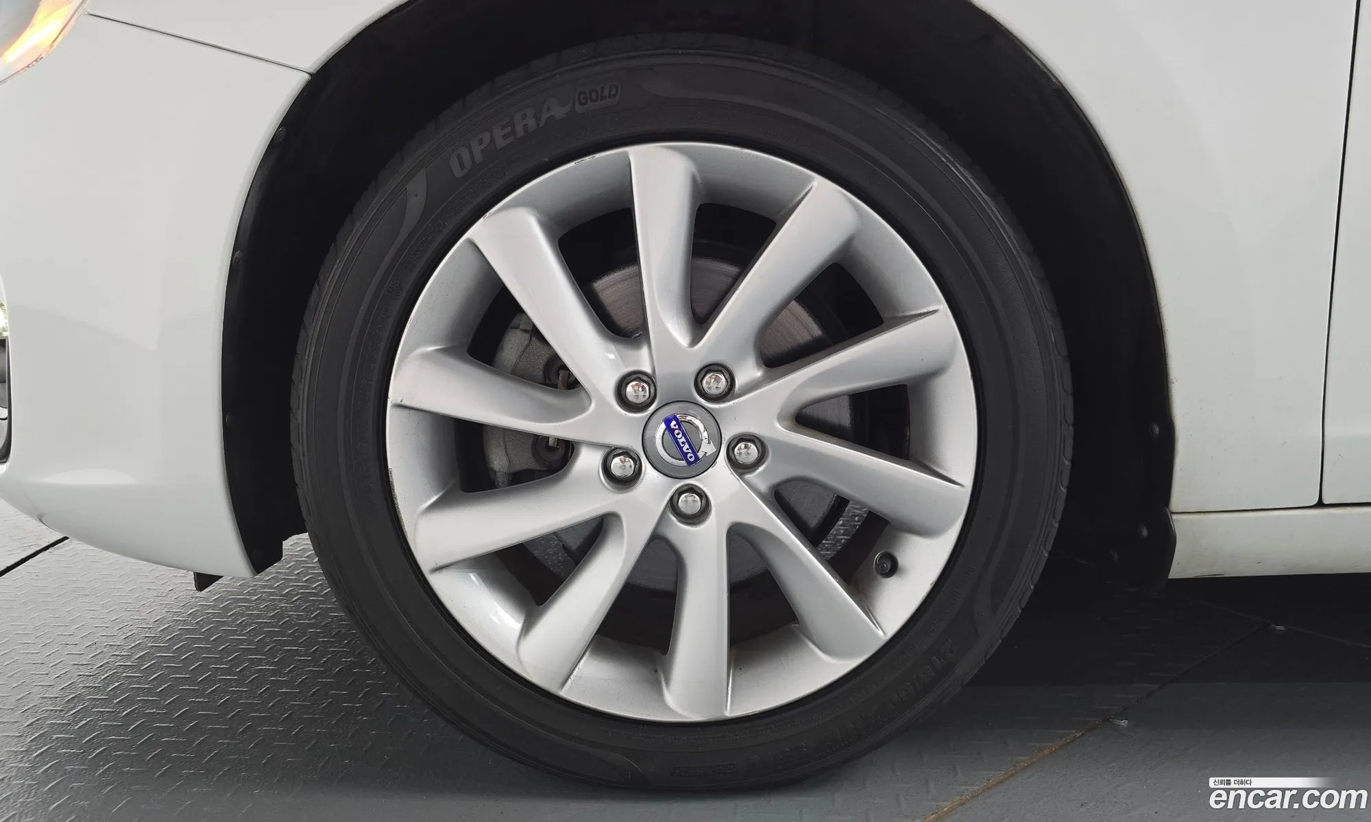 Volvo S60 2014 — 25