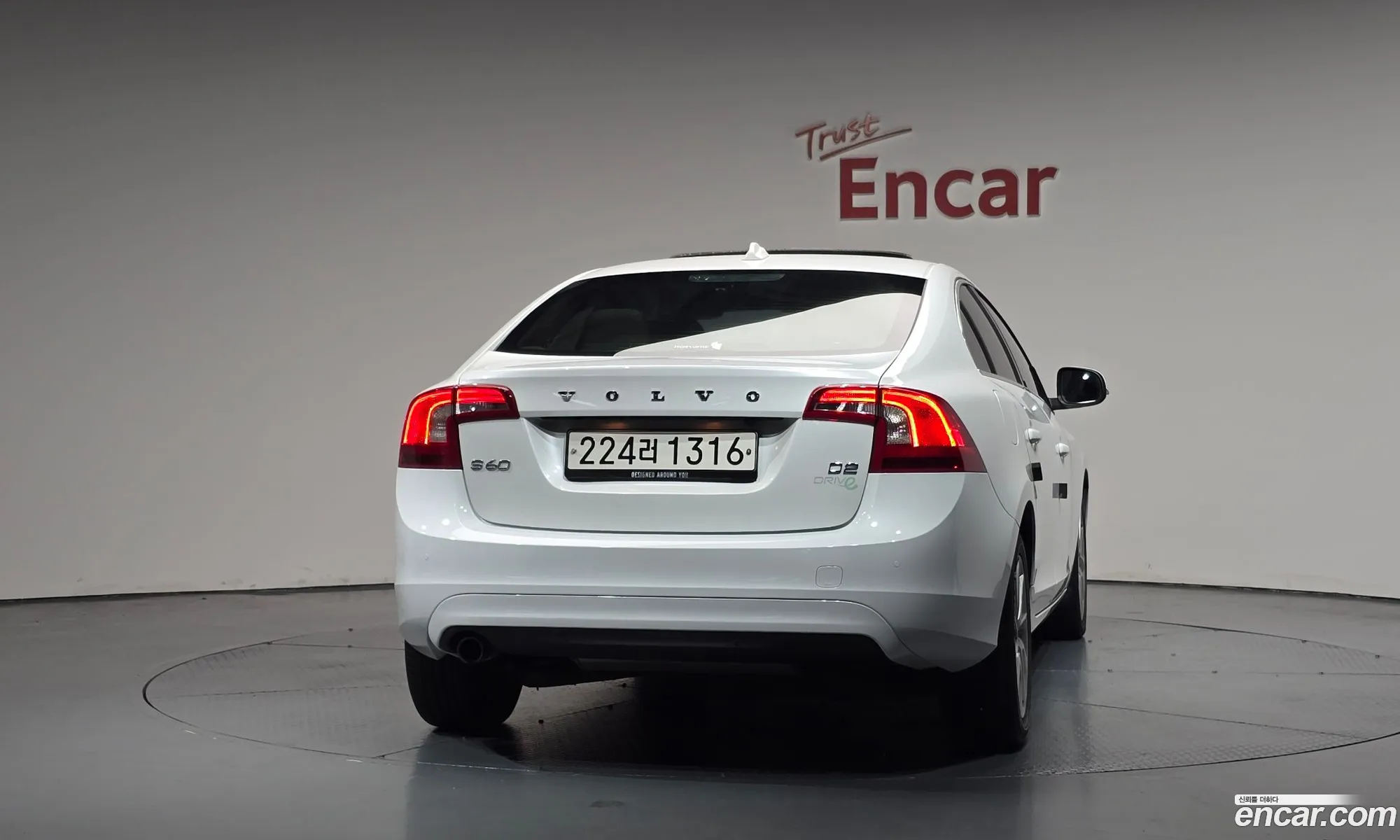 Volvo S60 2014 — 19