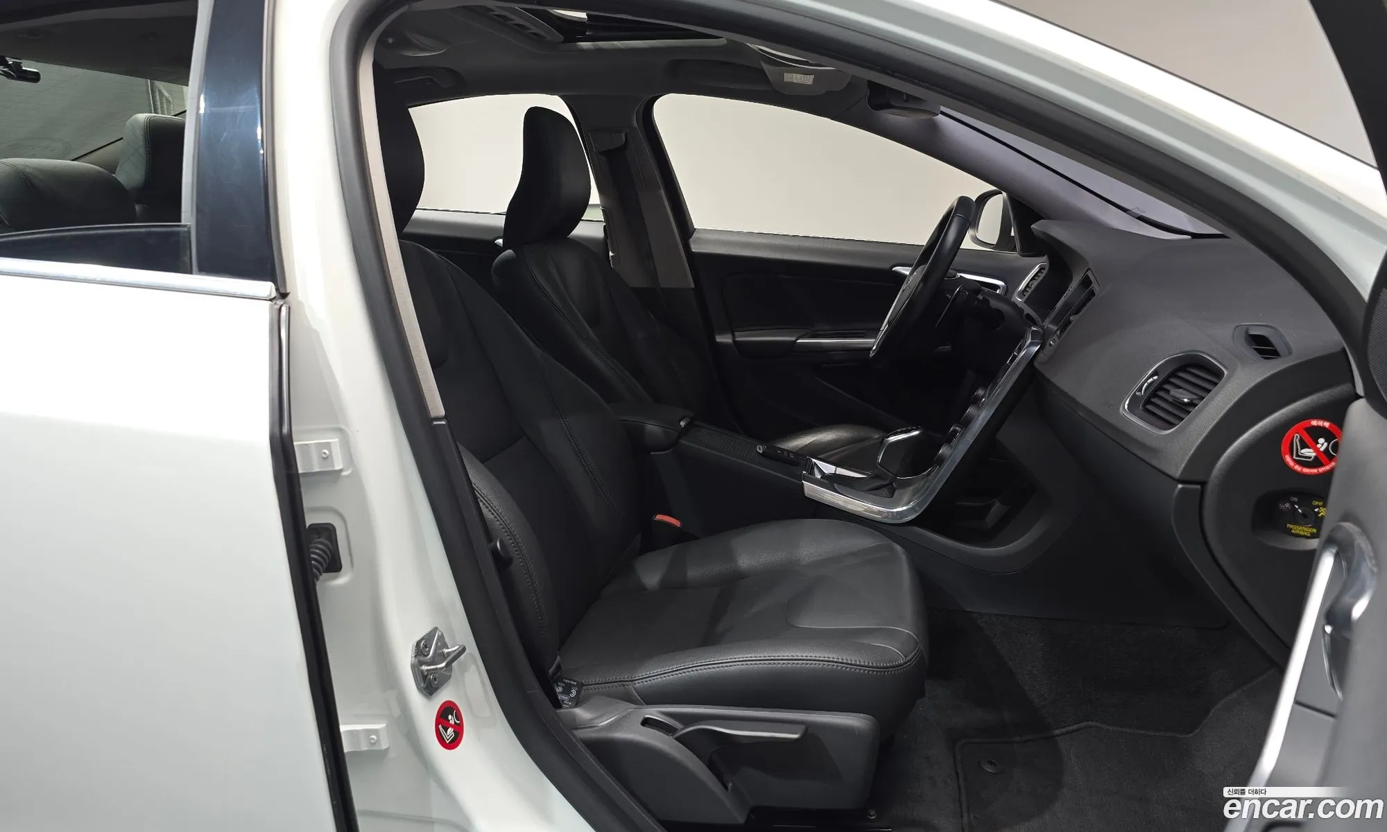 Volvo S60 2014 — 14