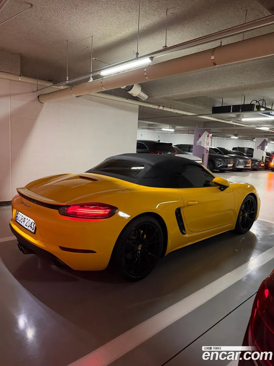 Porsche 718 Boxster 2018 — 2