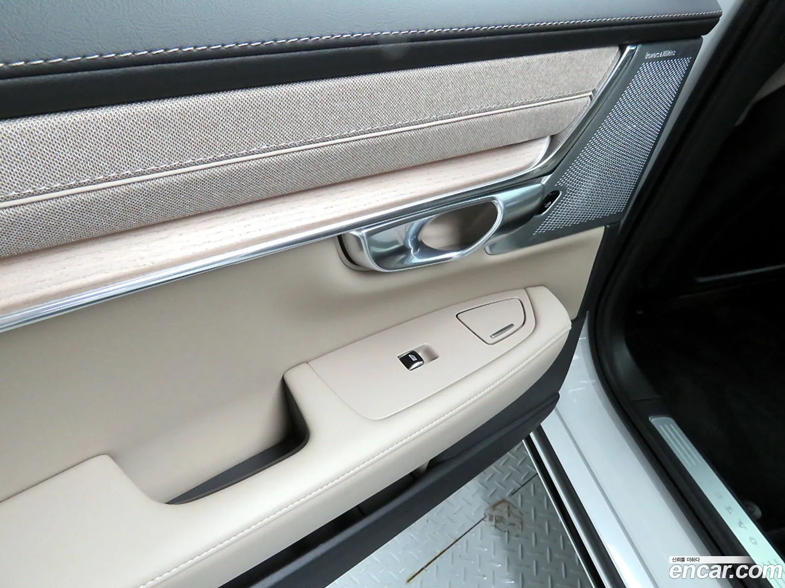 Volvo S90 2025 — 11