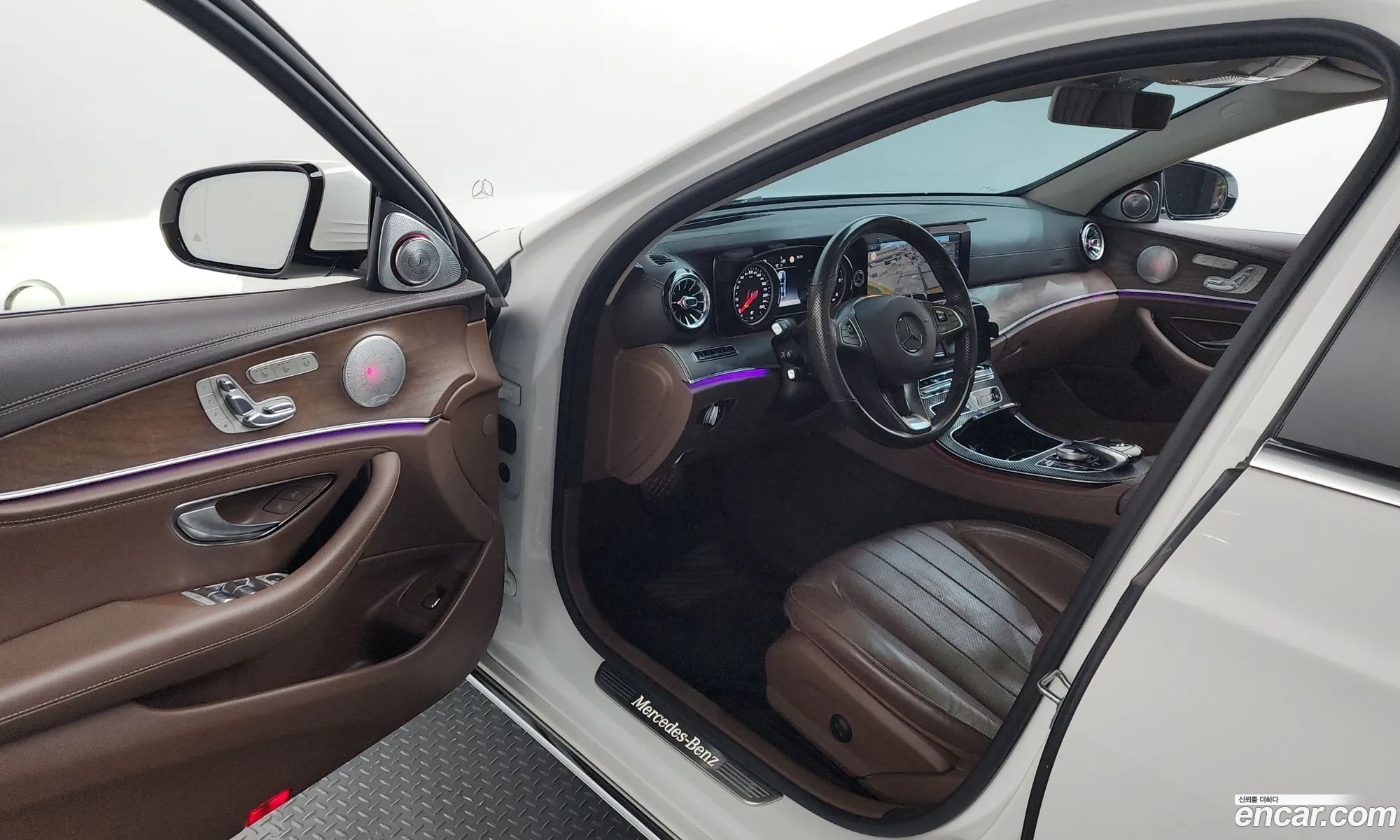 Mercedes-Benz E-Class W213 2017 — 4