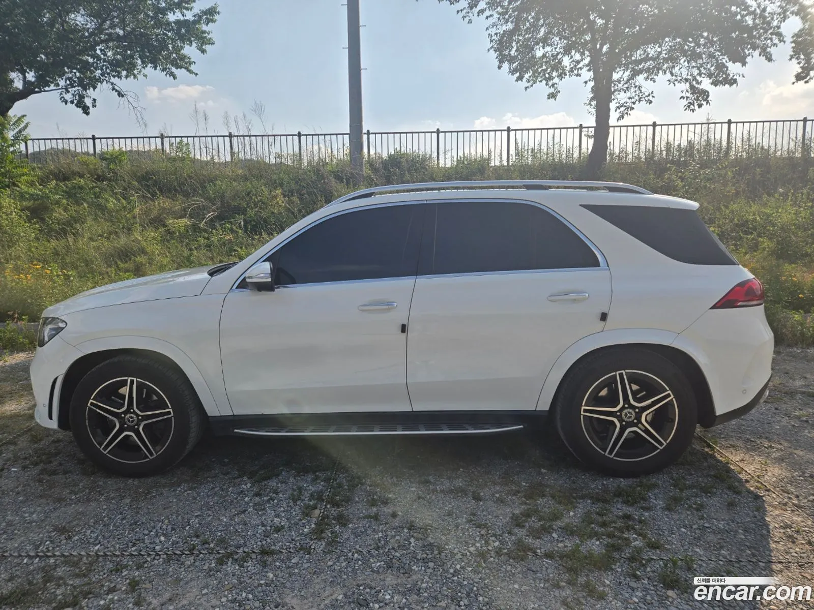 Mercedes-Benz GLE-Class W167 2021 — 16