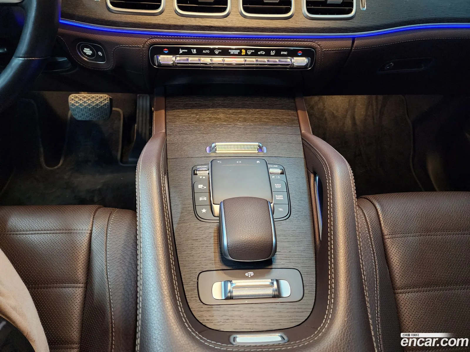 Mercedes-Benz GLE-Class W167 2022 — 12