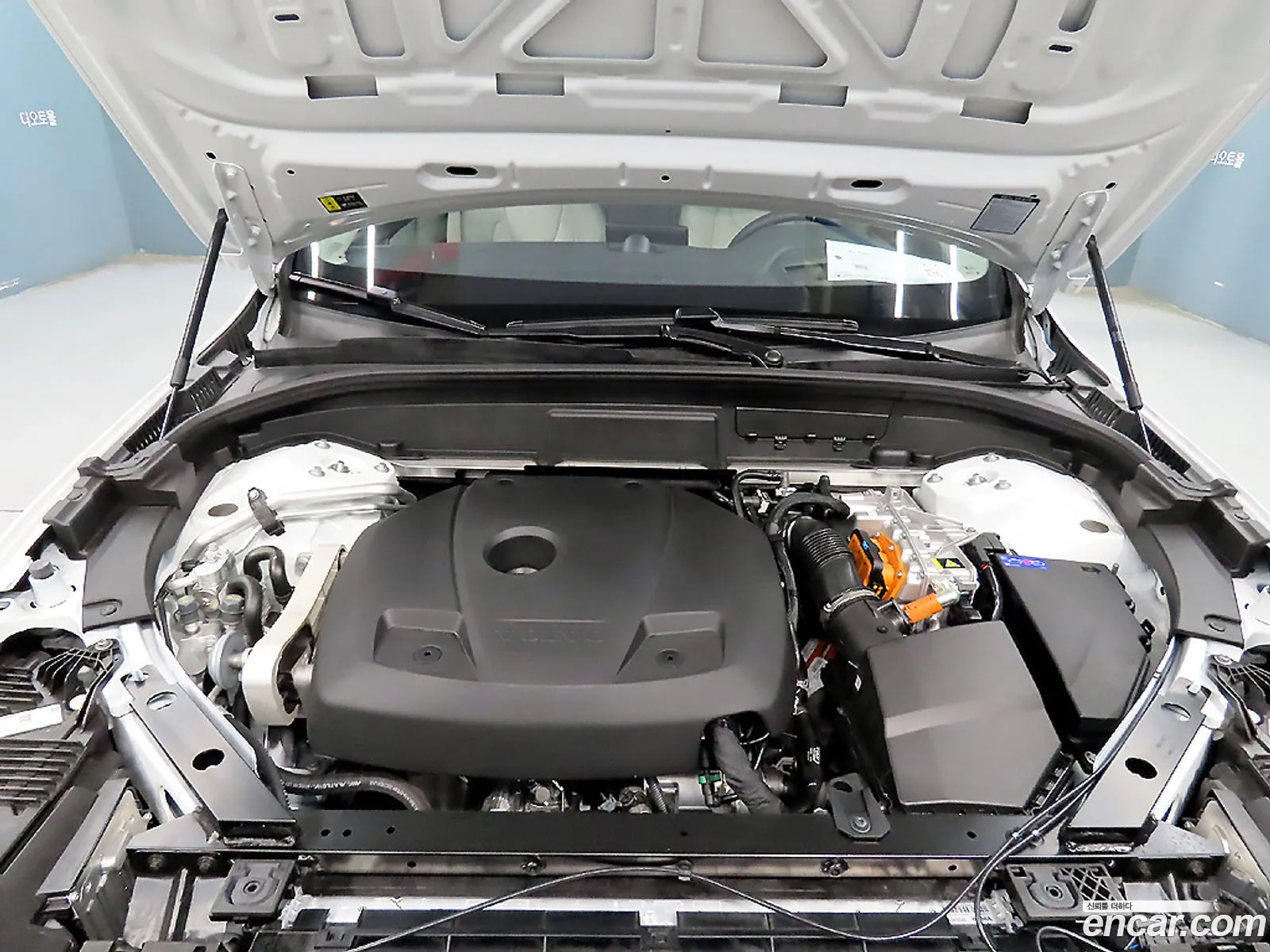 Volvo XC60 2025 — 6