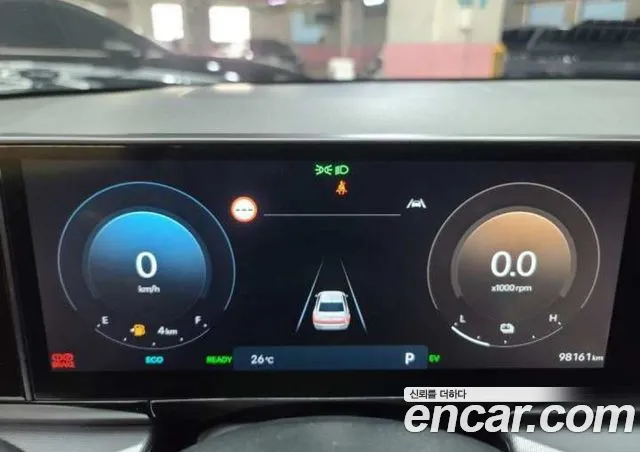 Hyundai Grandeur Hybrid 2023 — 4