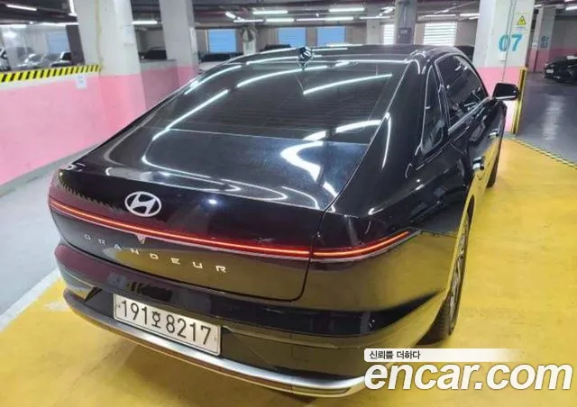 Hyundai Grandeur Hybrid 2023 — 2