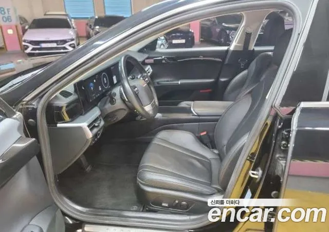 Hyundai Grandeur Hybrid 2023 — 3