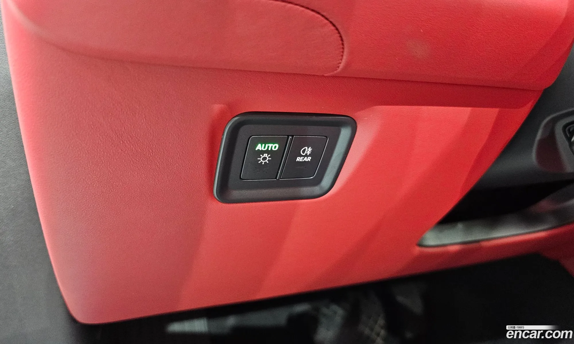 Porsche Cayenne 2025 WP1AA29Y0SDA07305 — 24