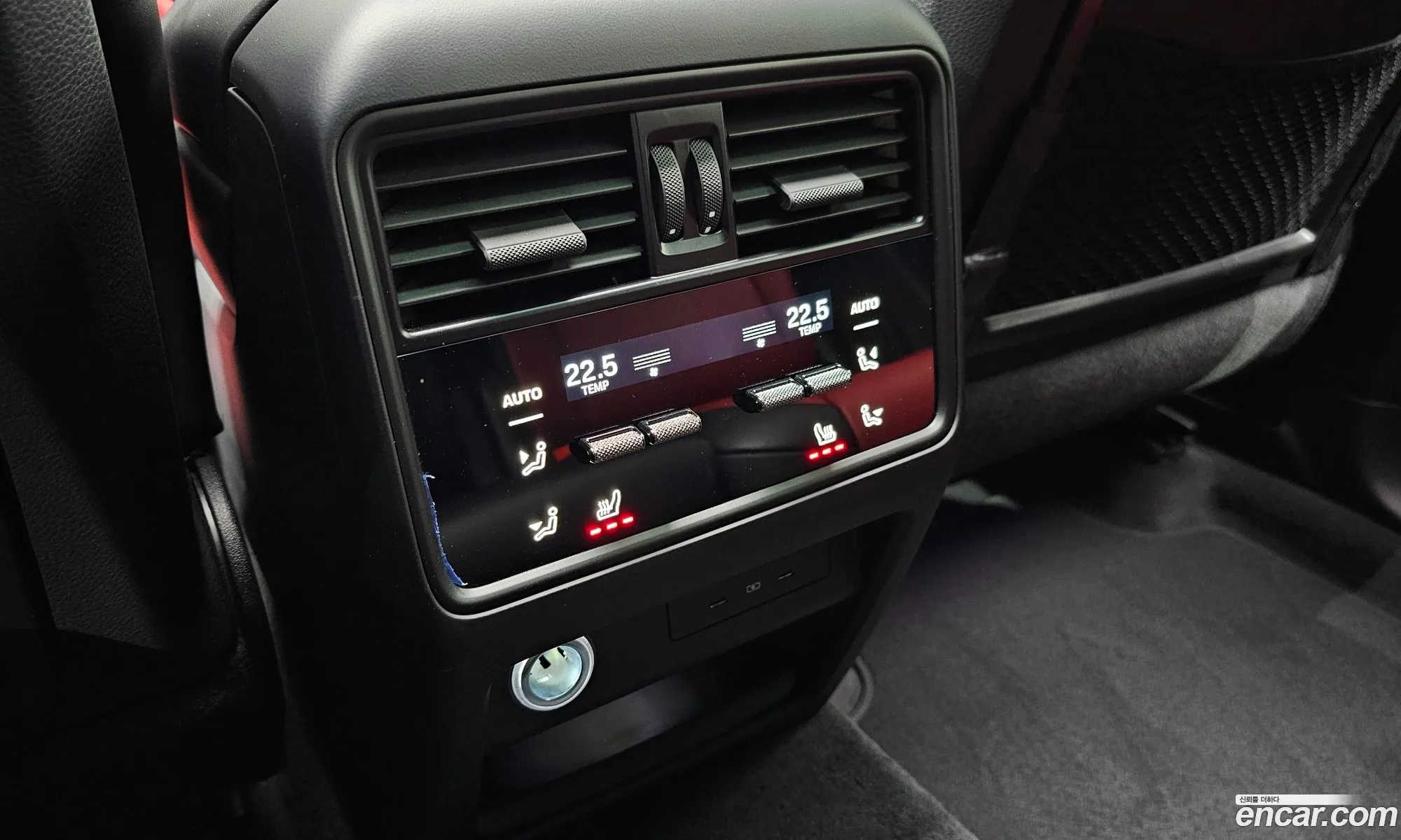 Porsche Cayenne 2025 WP1AA29Y0SDA07305 — 37