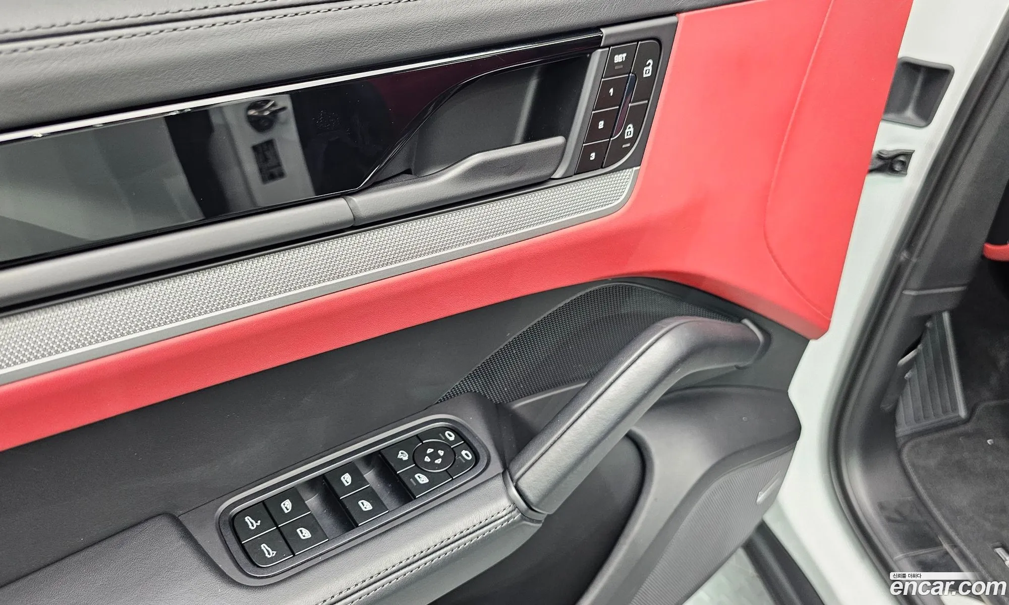 Porsche Cayenne 2025 WP1AA29Y0SDA07305 — 21