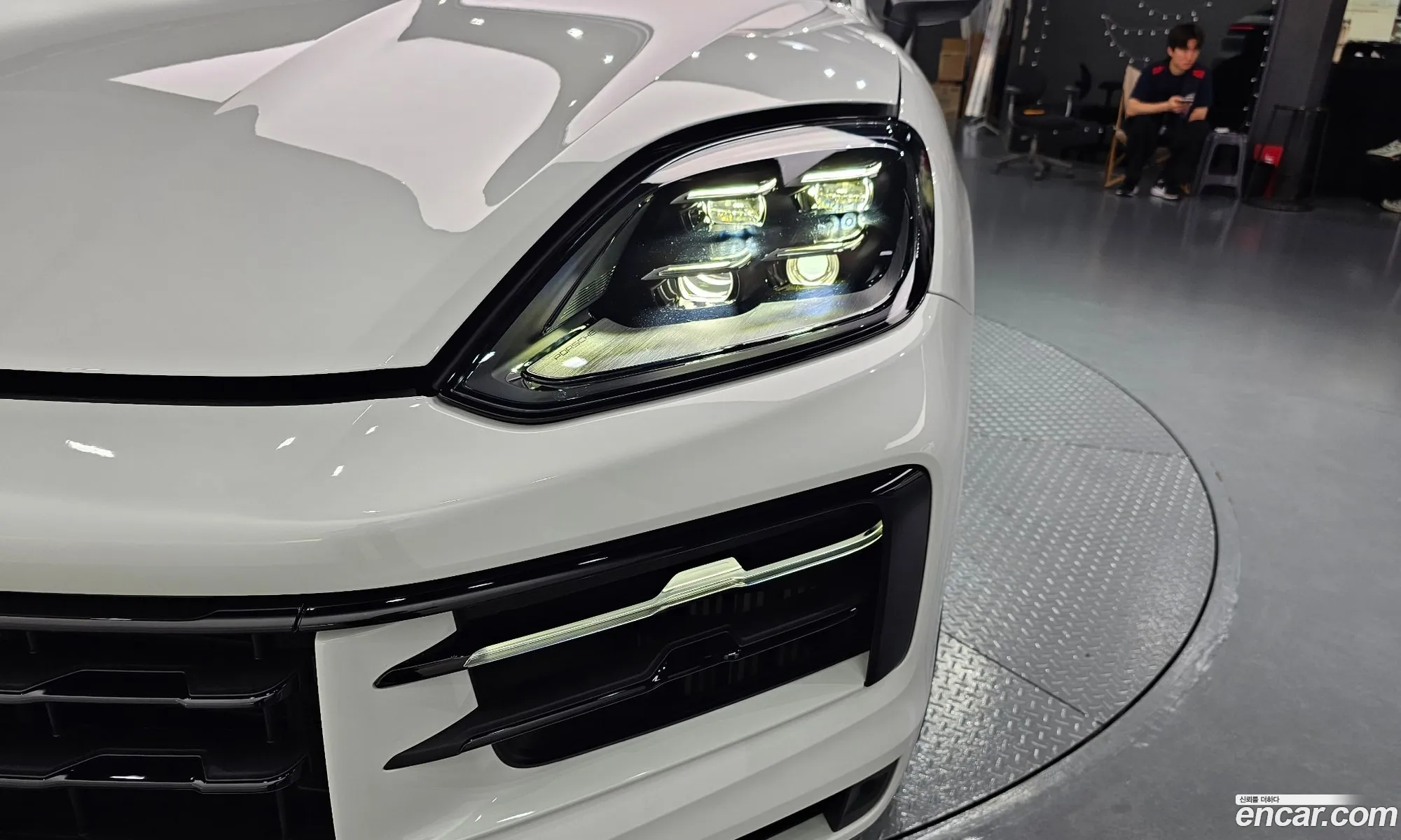Porsche Cayenne 2025 WP1AA29Y0SDA07305 — 16