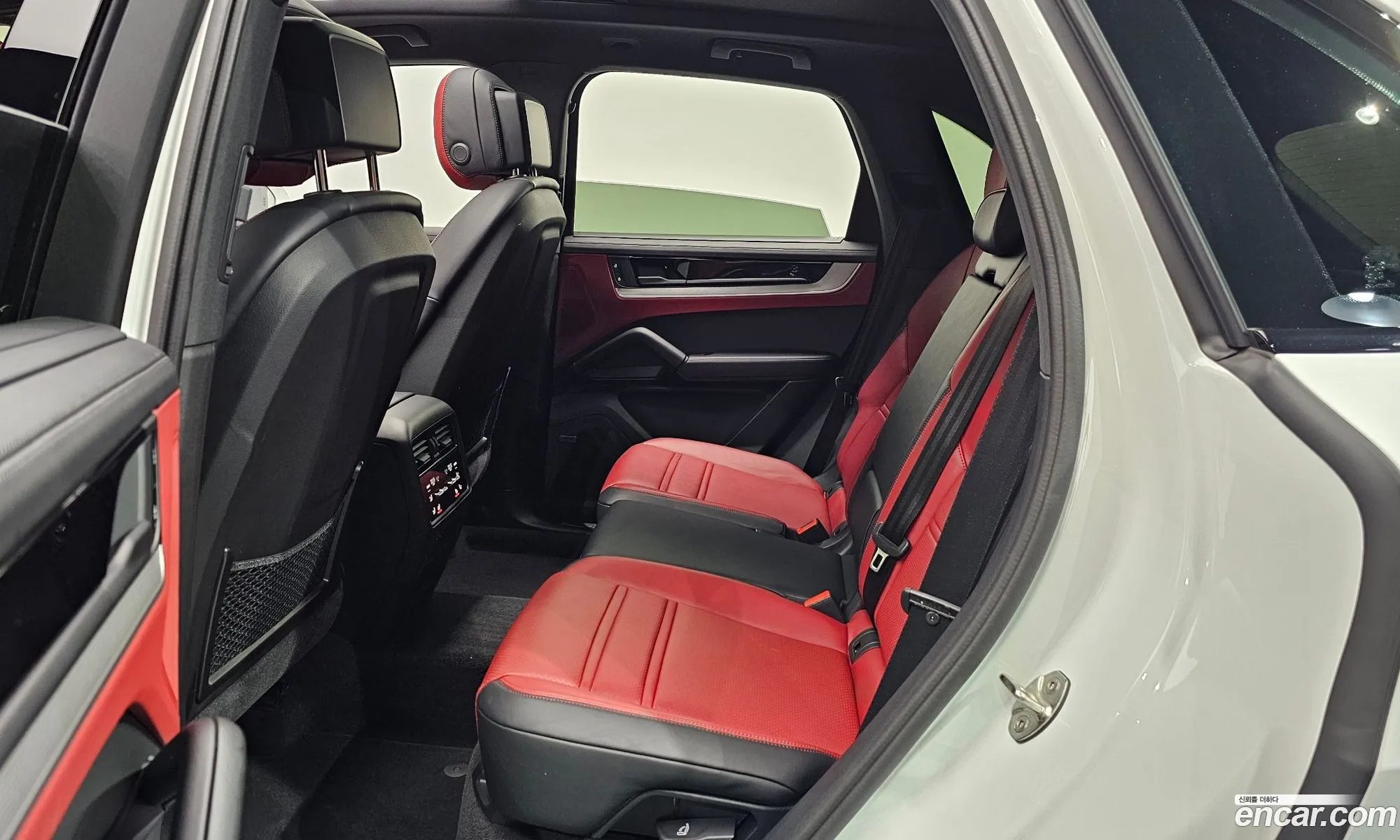 Porsche Cayenne 2025 WP1AA29Y0SDA07305 — 23