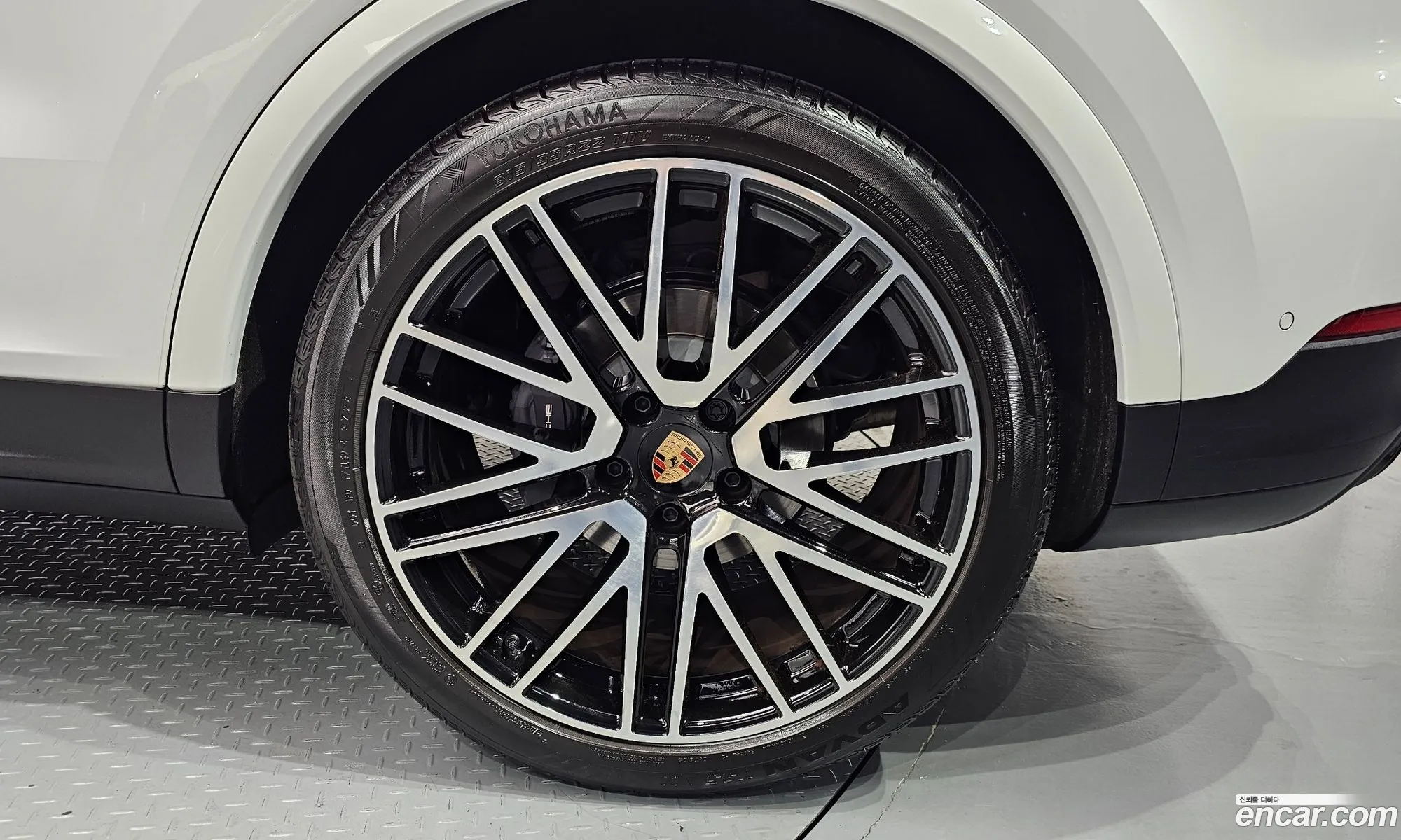 Porsche Cayenne 2025 WP1AA29Y0SDA07305 — 20