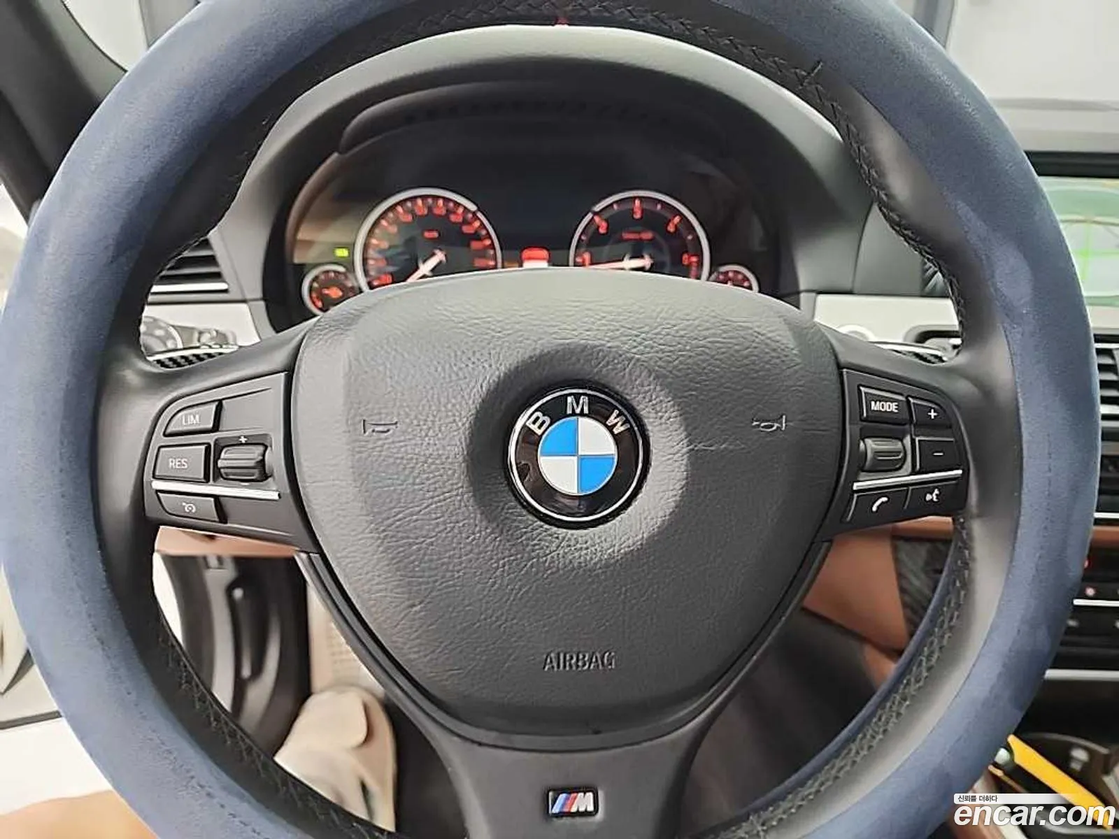 BMW 5 Series 2013 — 14