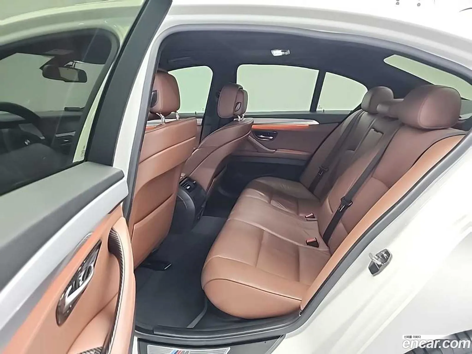 BMW 5 Series 2013 — 18
