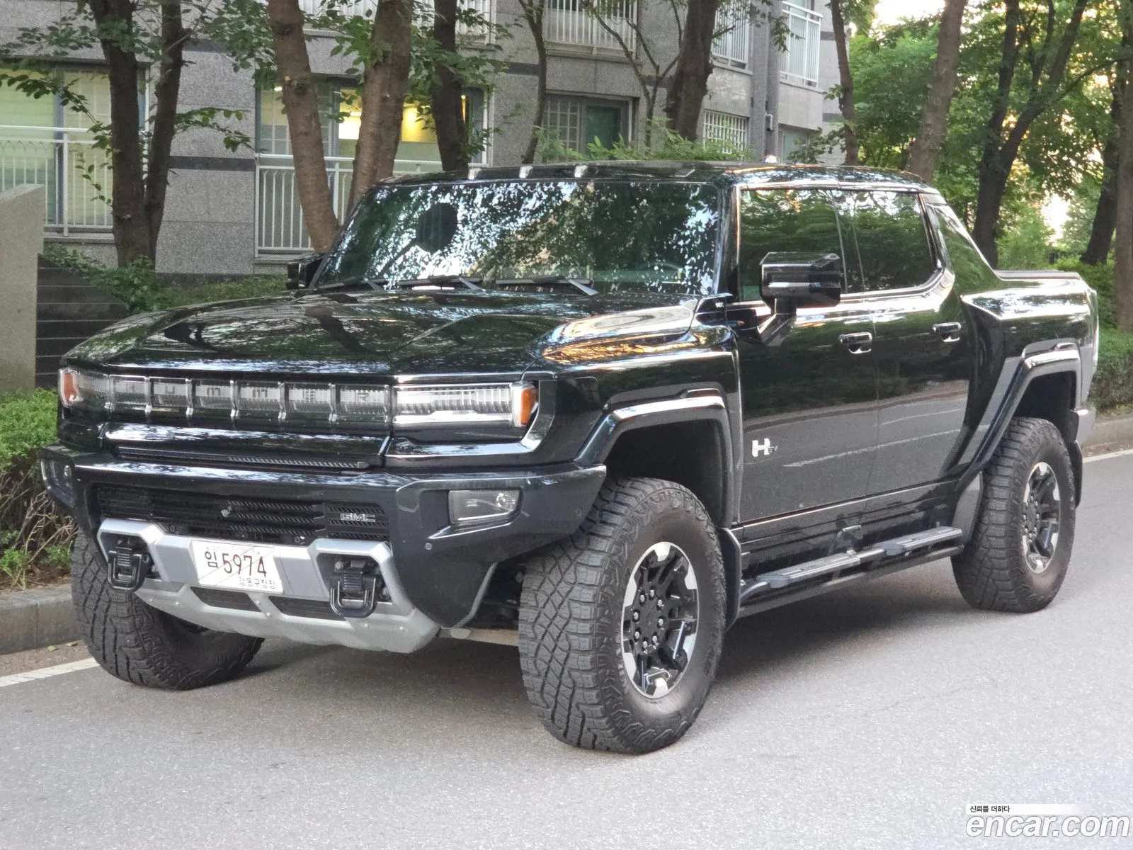 GMC Hummer EV 2024 — 8