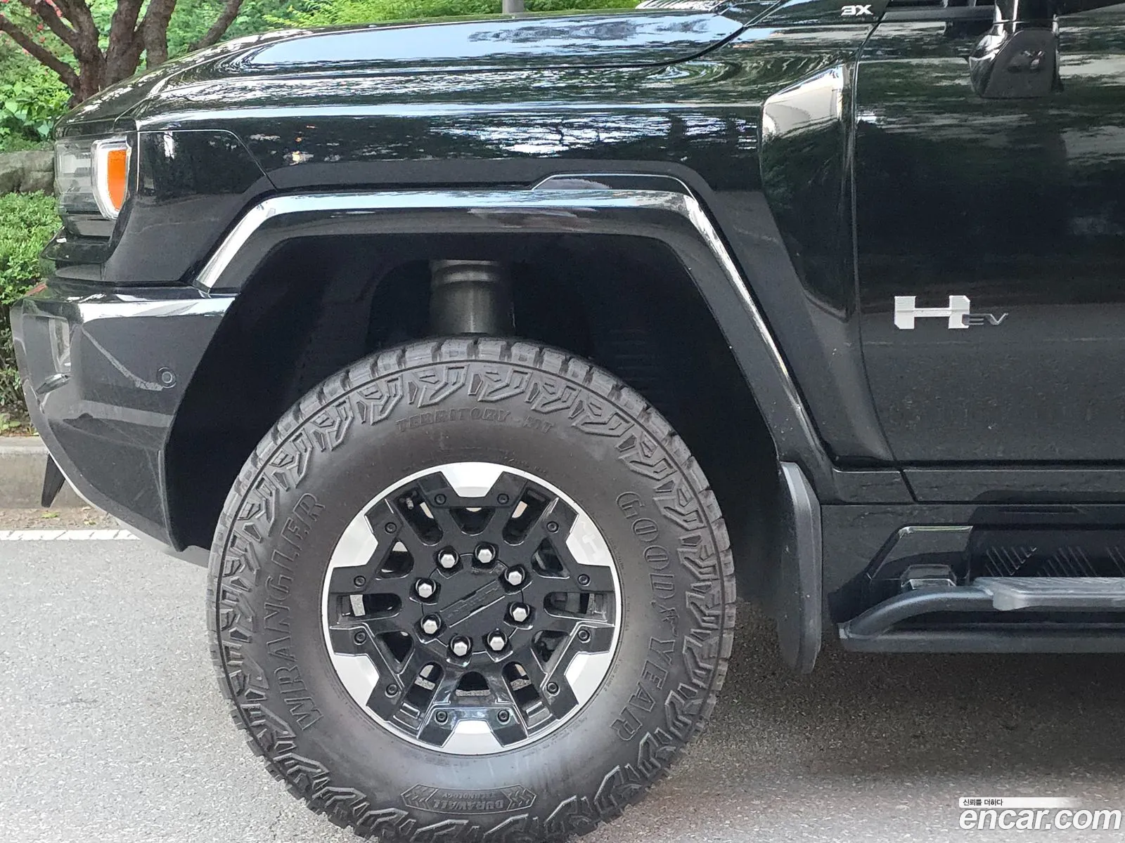 GMC Hummer EV 2024 — 11