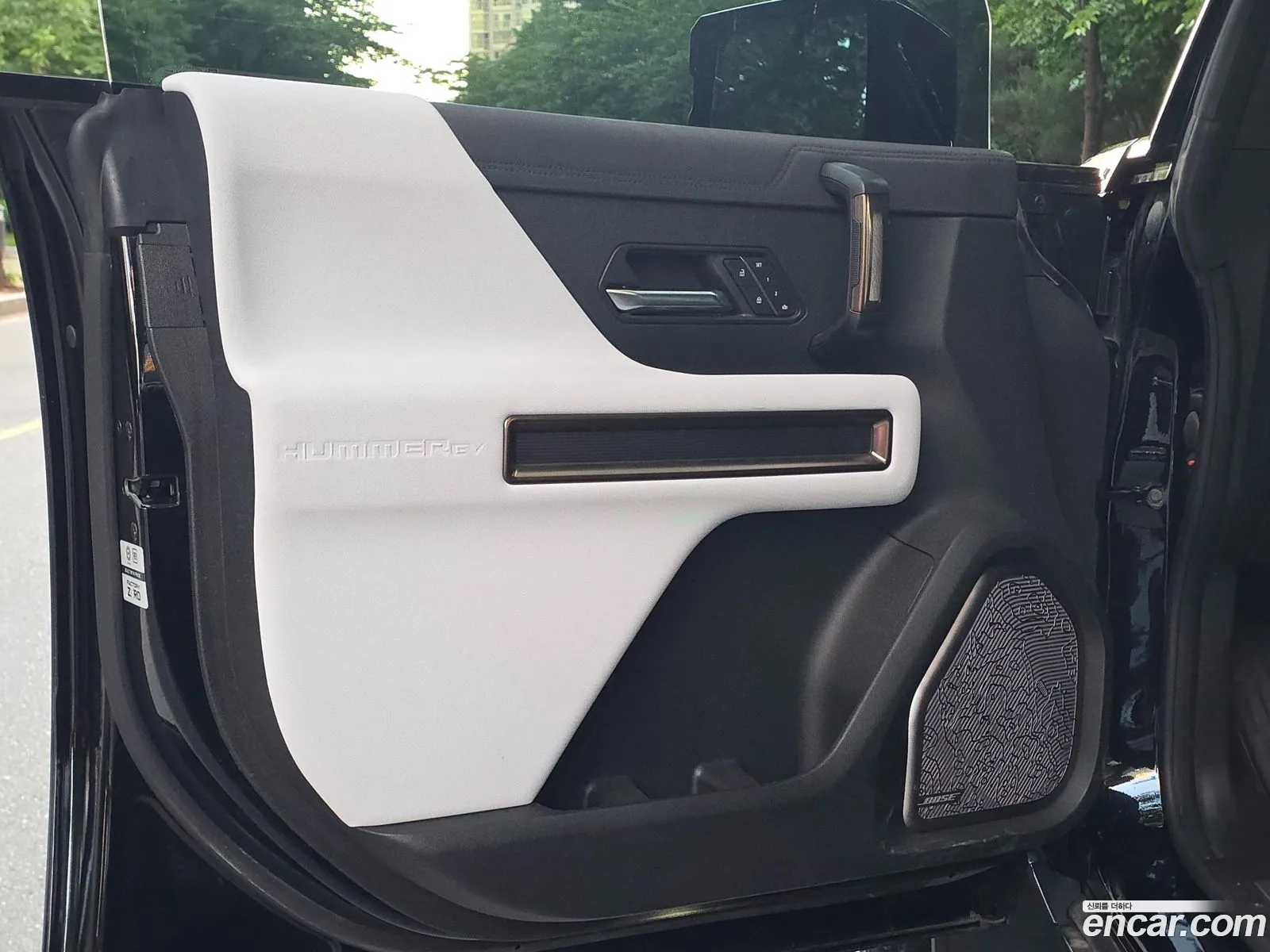GMC Hummer EV 2024 — 16