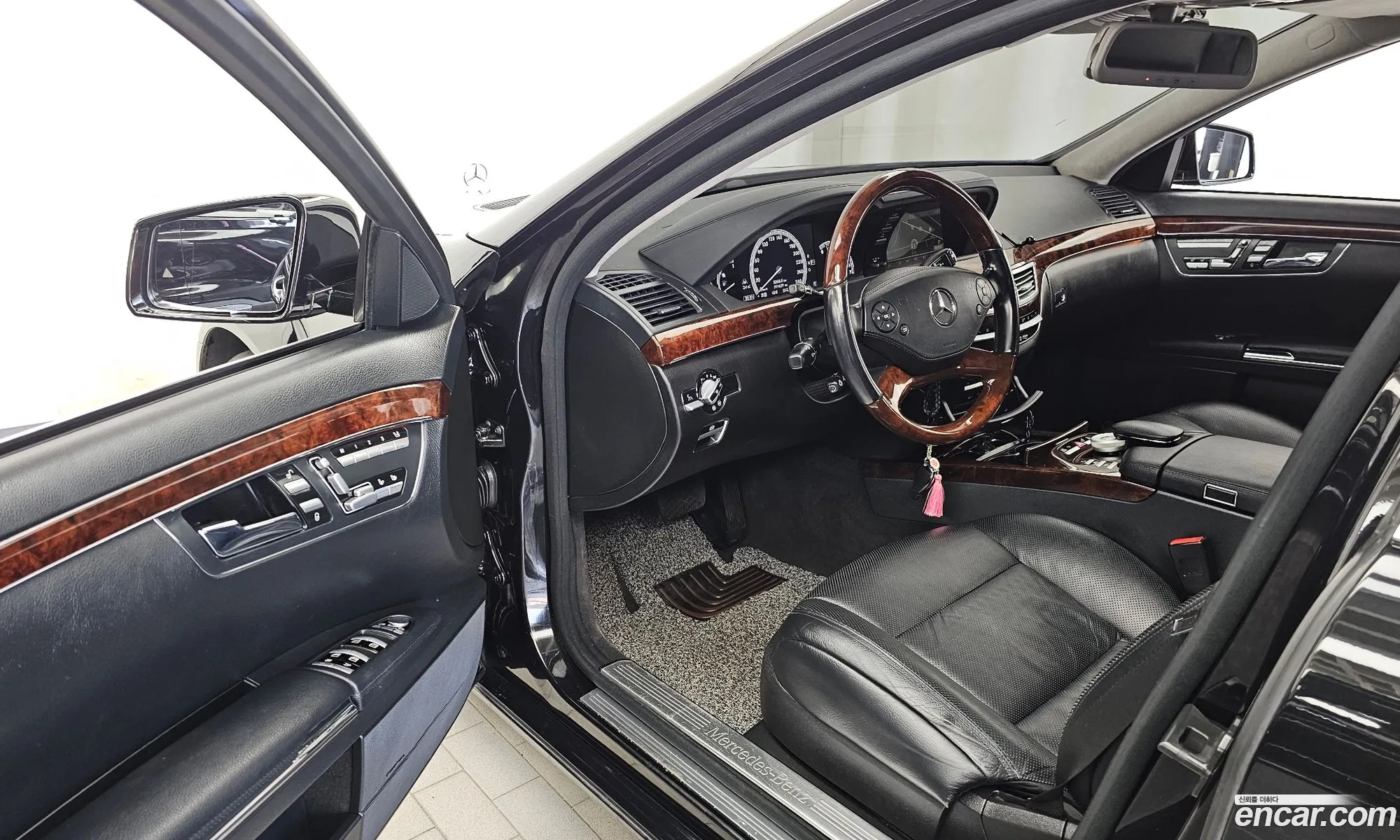 Mercedes-Benz S-Class W221 2012 — 3