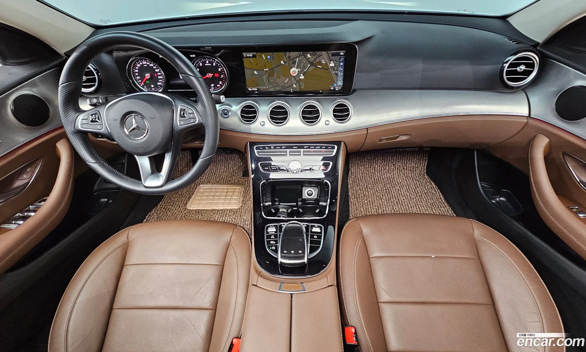 Mercedes-Benz E-Class W213 2018 WDDZF4CB7JA427557 — 19