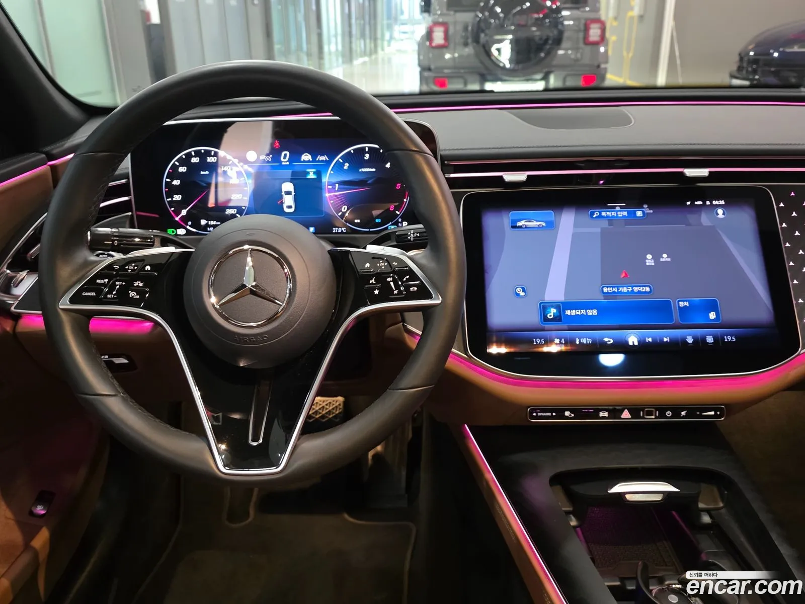 Mercedes-Benz E-Class W214 2025 — 10