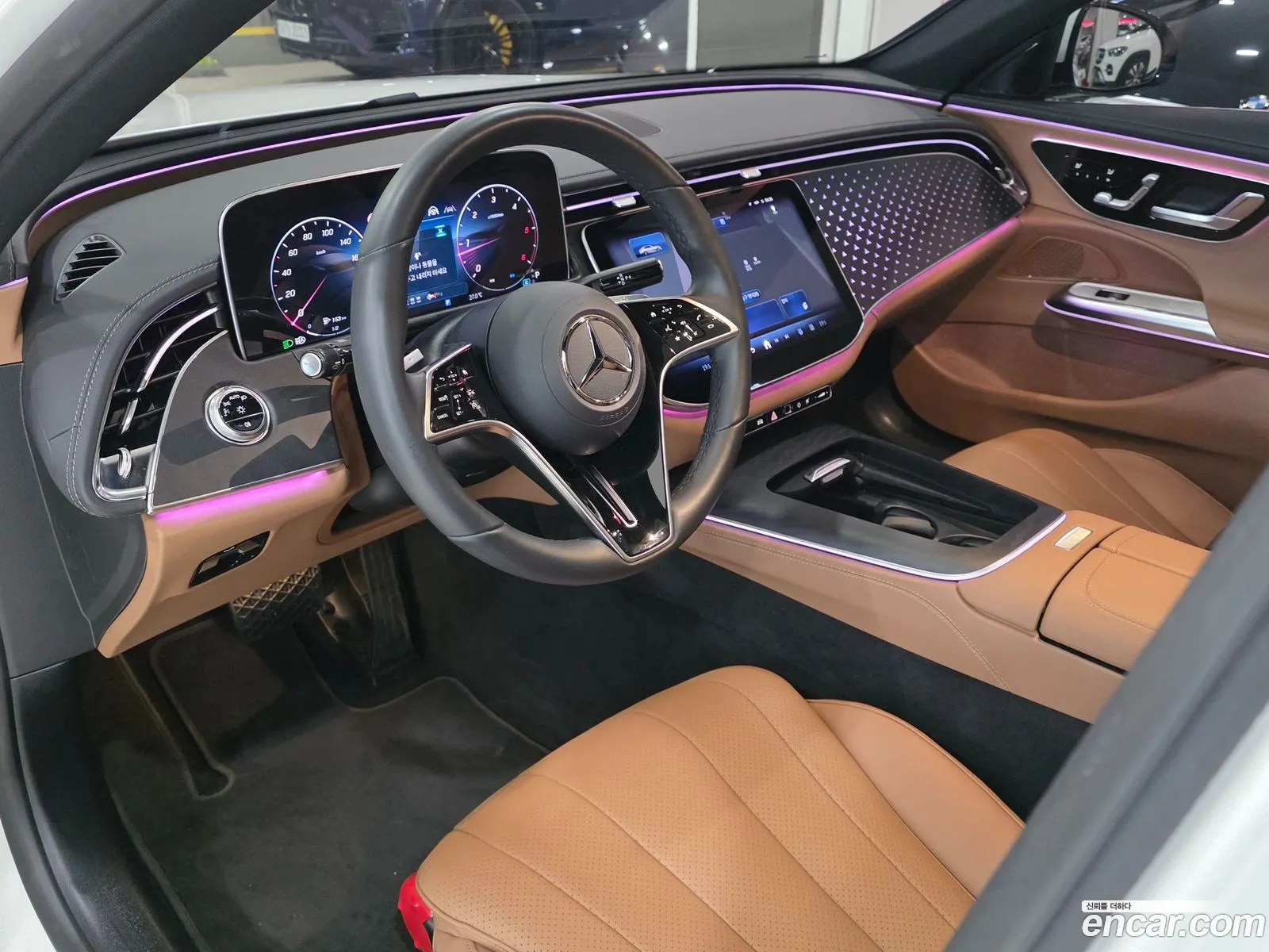 Mercedes-Benz E-Class W214 2025 — 14