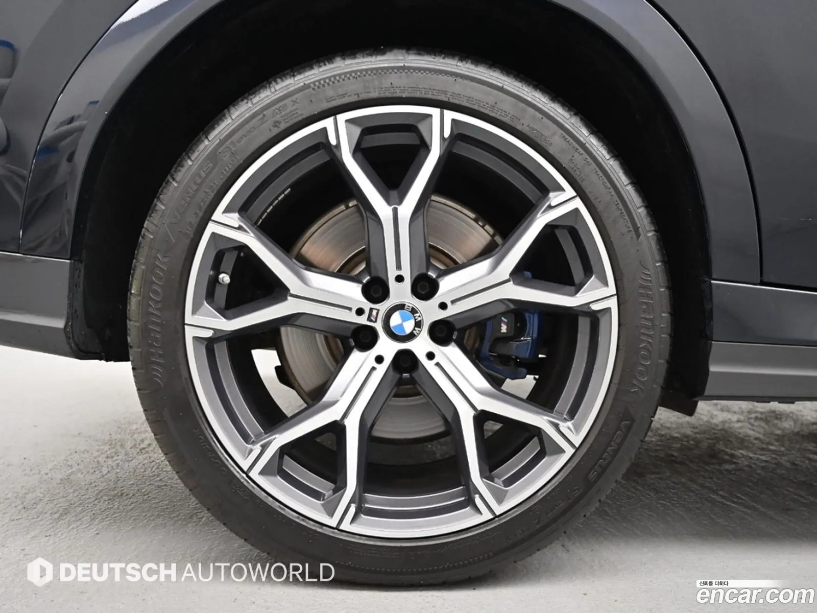 BMW X6 2021 — 18