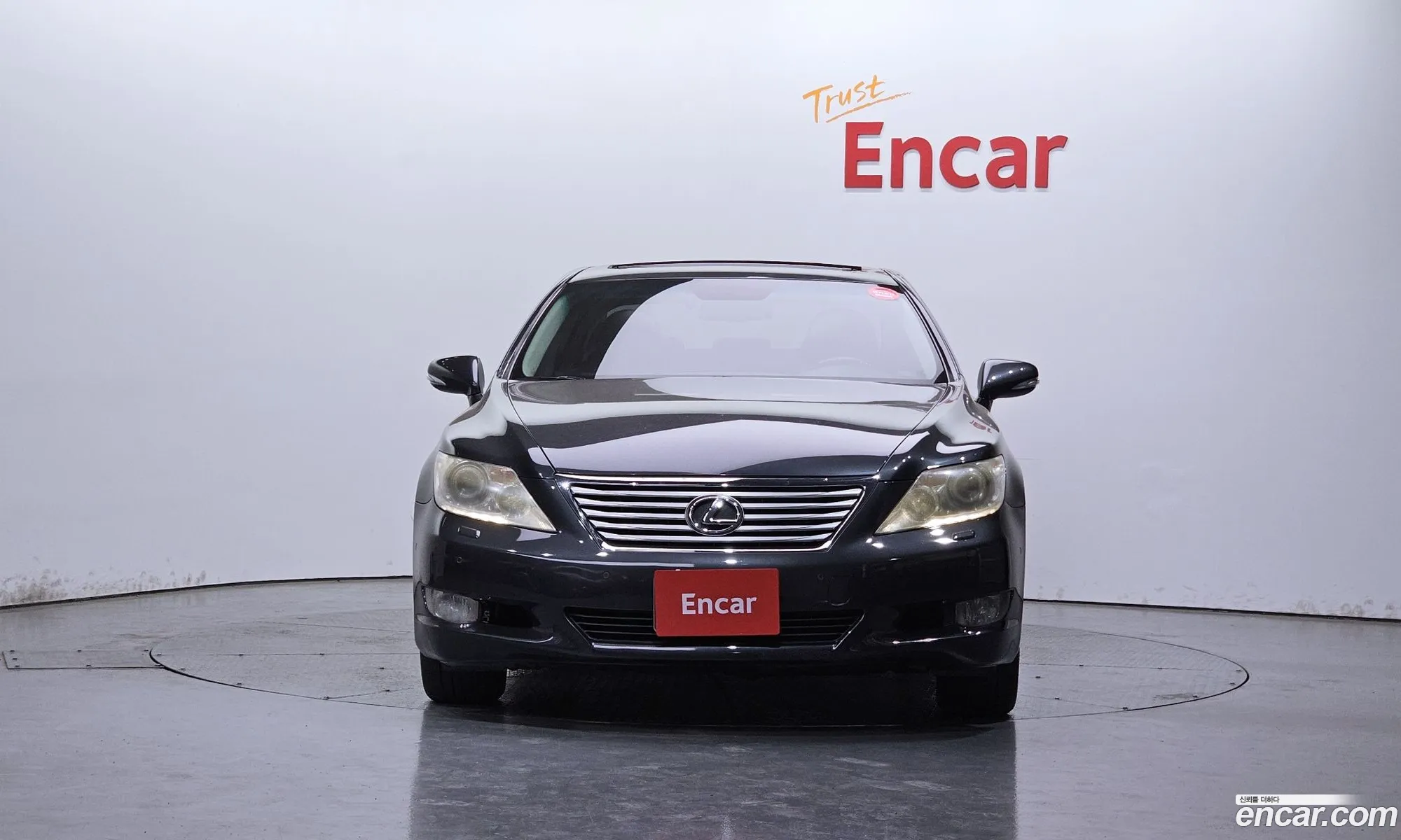 Lexus LS460L 2011 JTHGL1EF4B5042782 — 16