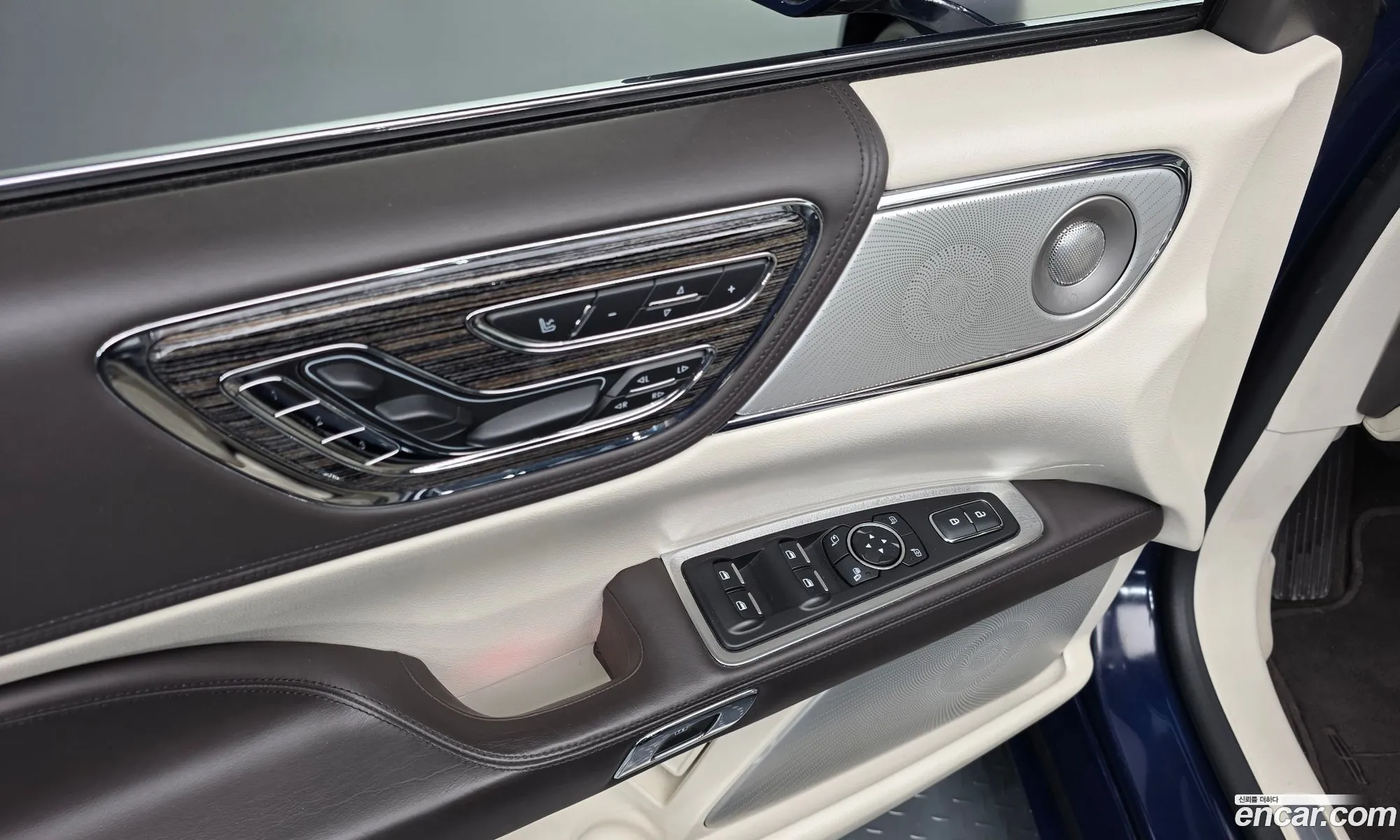 Lincoln Continental 10th Gen 2019 — 9