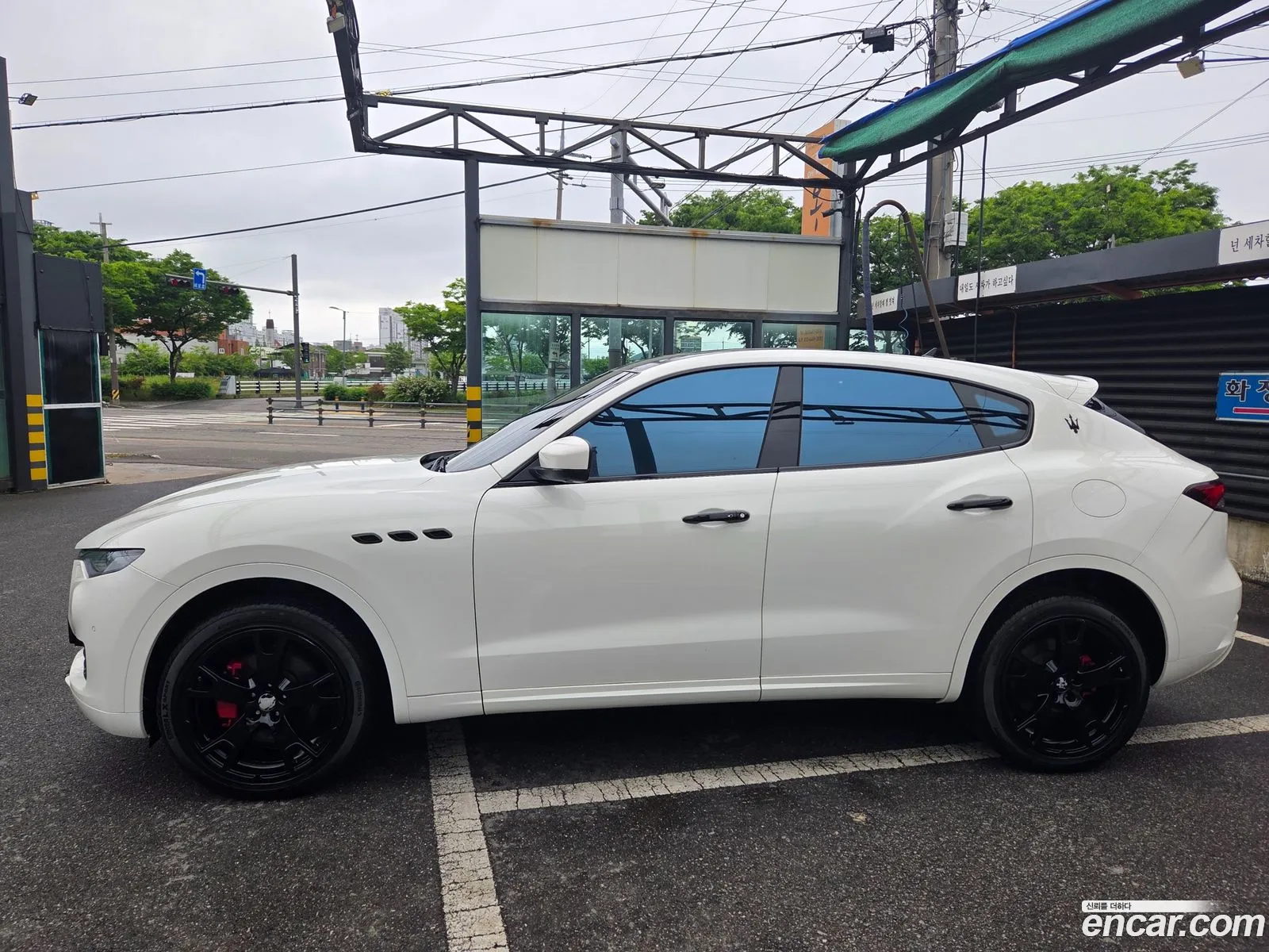 Maserati Levante 2018 — 9