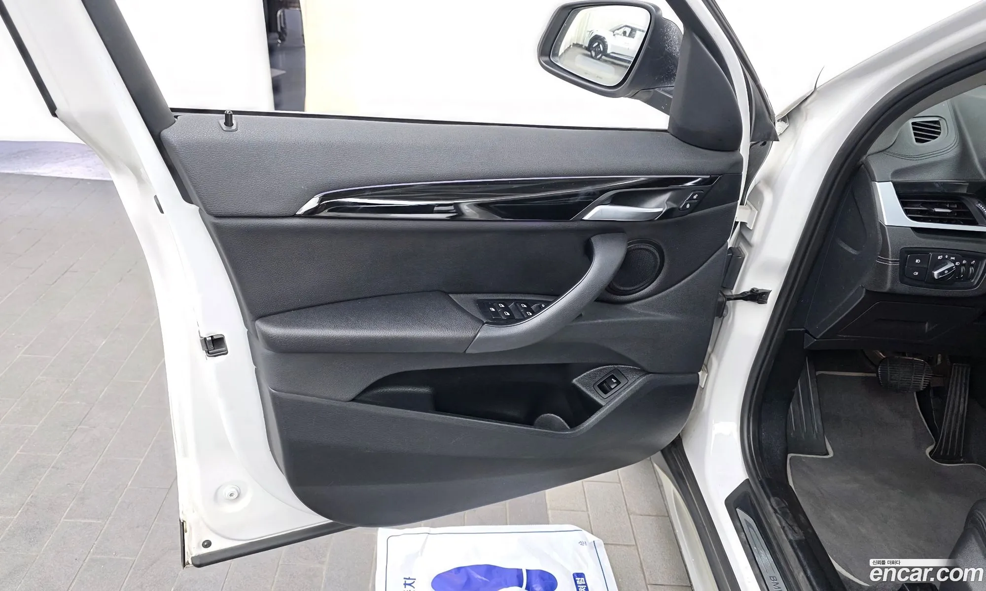 BMW X1 2022 WBA11DG04N5V27805 — 23