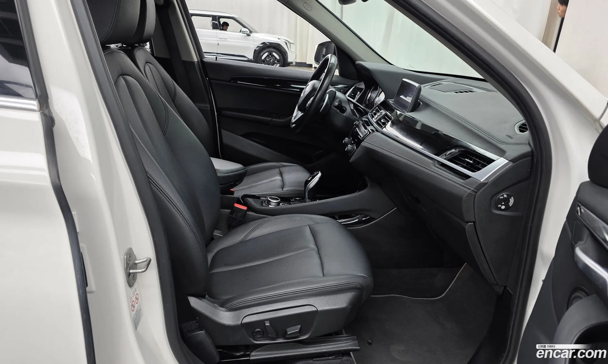 BMW X1 2022 WBA11DG04N5V27805 — 24