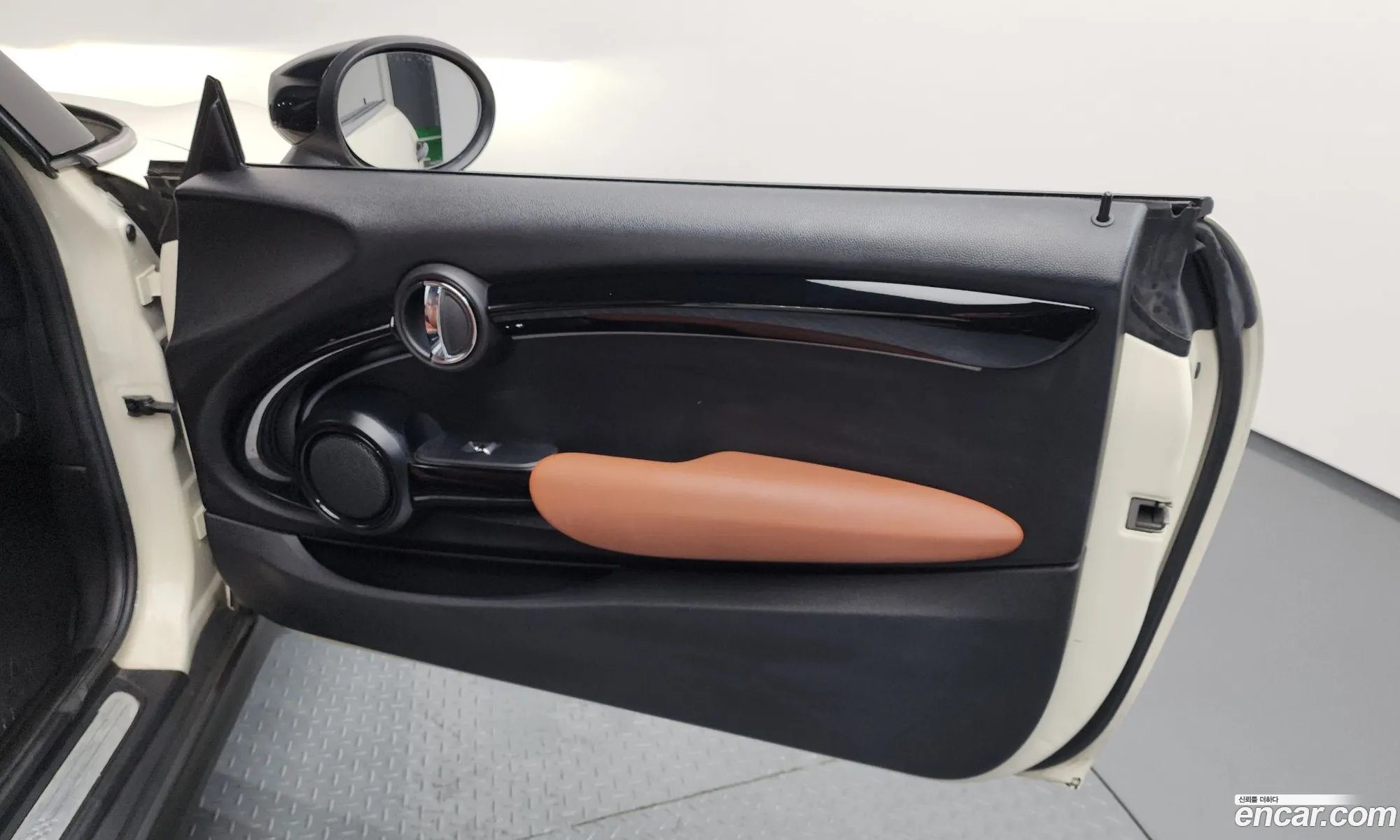 Mini Cooper S Convertible 2022 WMW51DL09N3P18204 — 19
