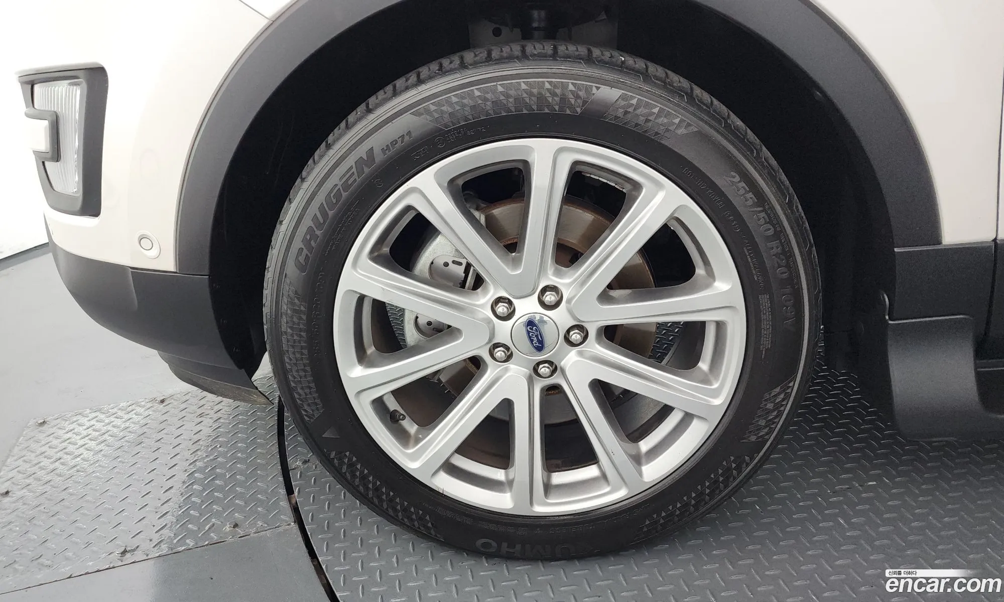 Ford Explorer 2016 1FM5K8FH4GGC78411 — 5