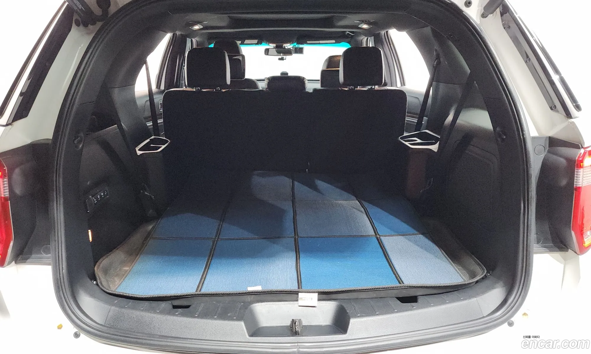 Ford Explorer 2016 1FM5K8FH4GGC78411 — 7