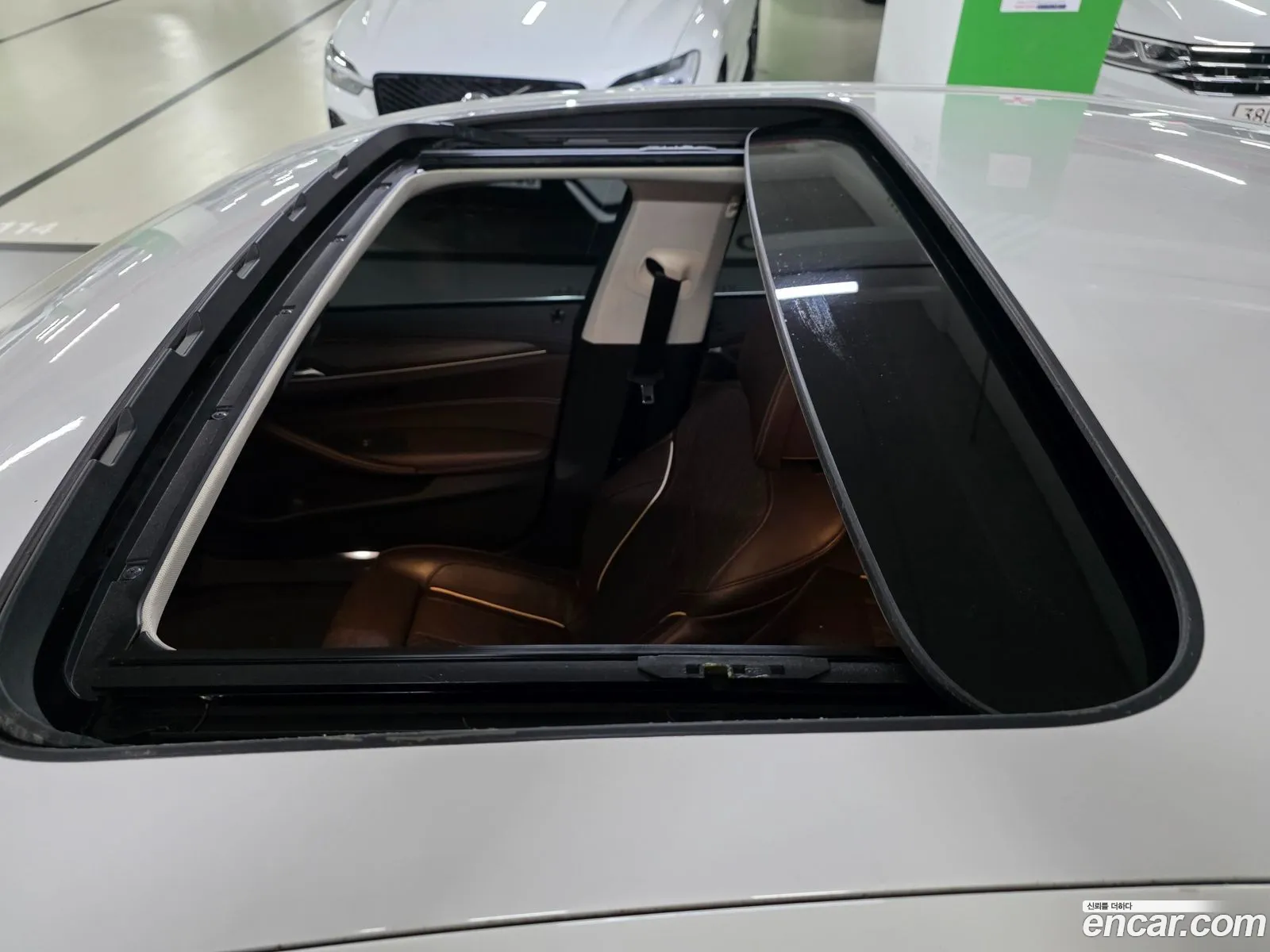 BMW 5 Series 2020 — 19