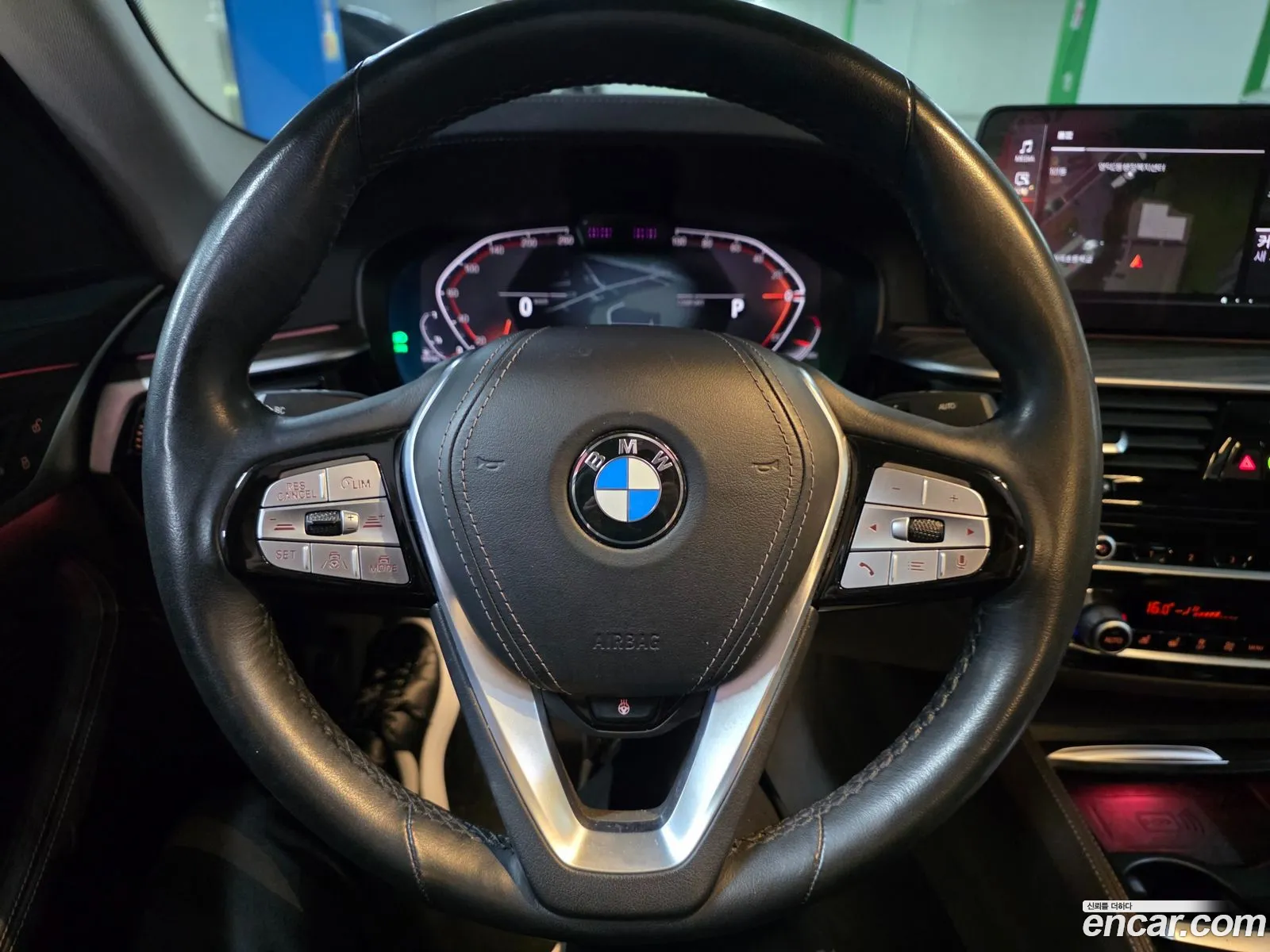 BMW 5 Series 2020 — 12