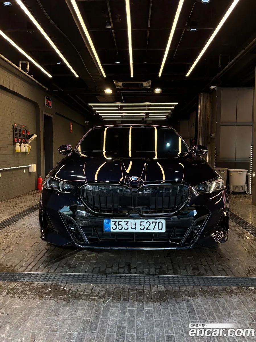 BMW 5 Series 2024 — 2