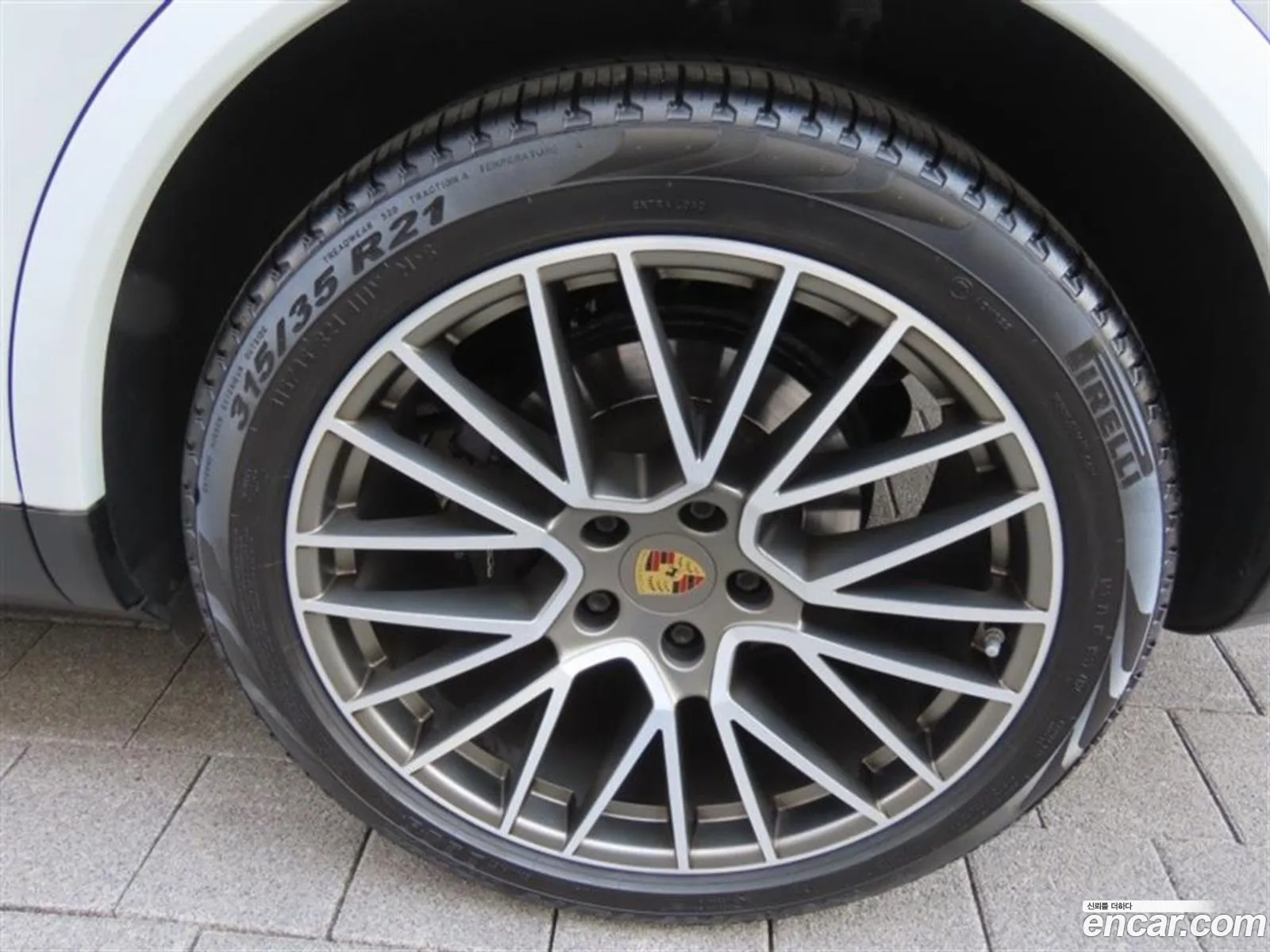 Porsche Cayenne 2022 — 9