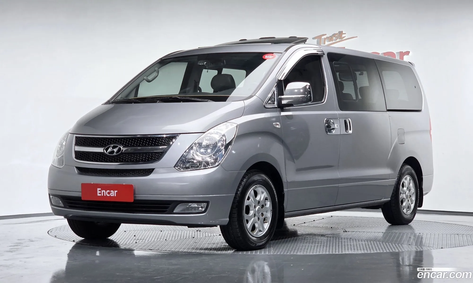 Hyundai Grand Starex 2012 — 3
