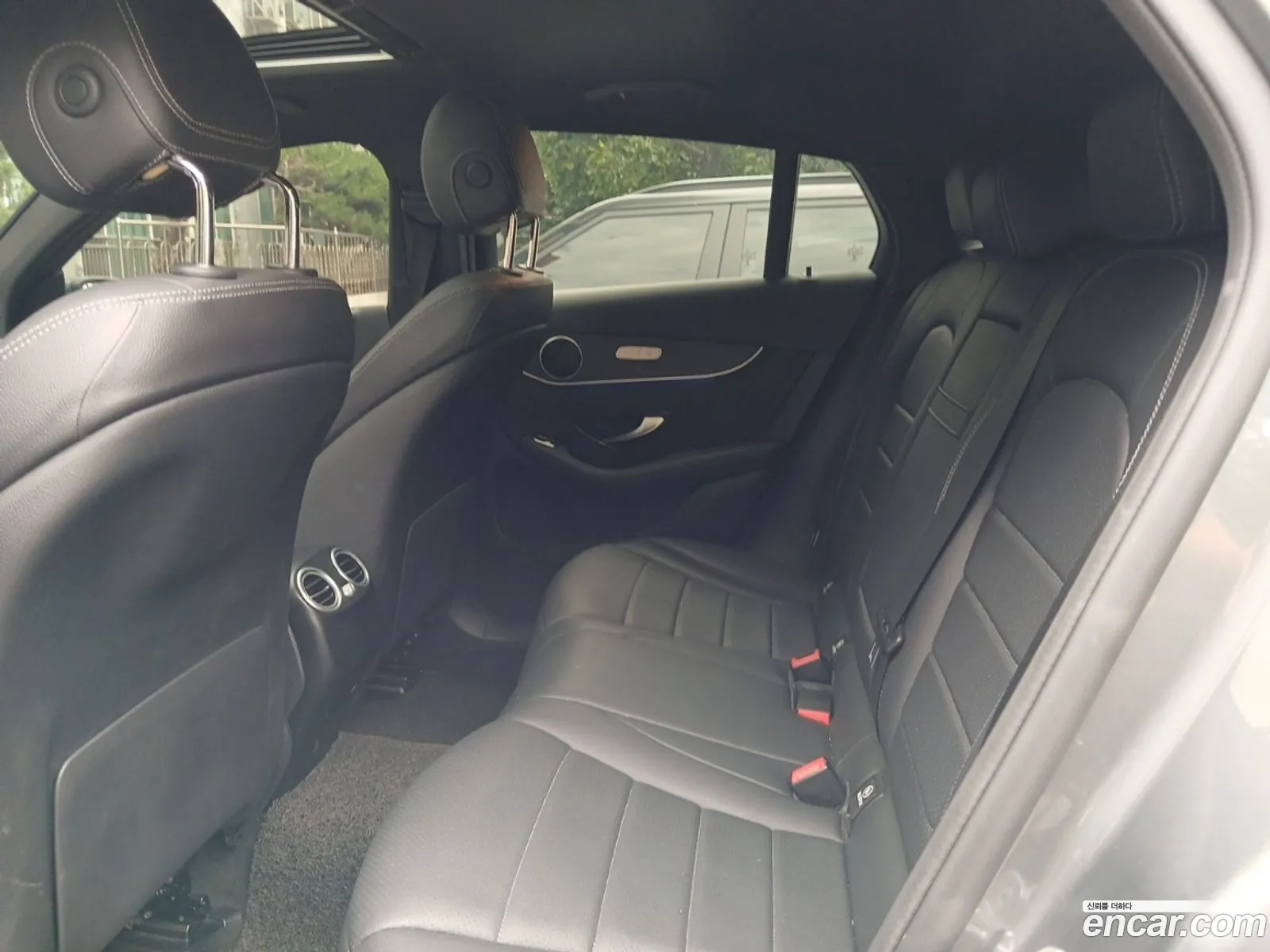 Mercedes-Benz GLC-Class X253 2021 — 17