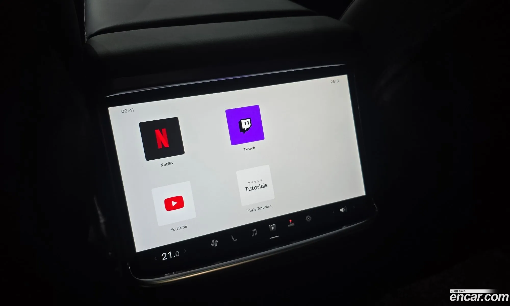 Tesla Model X 2023 — 6
