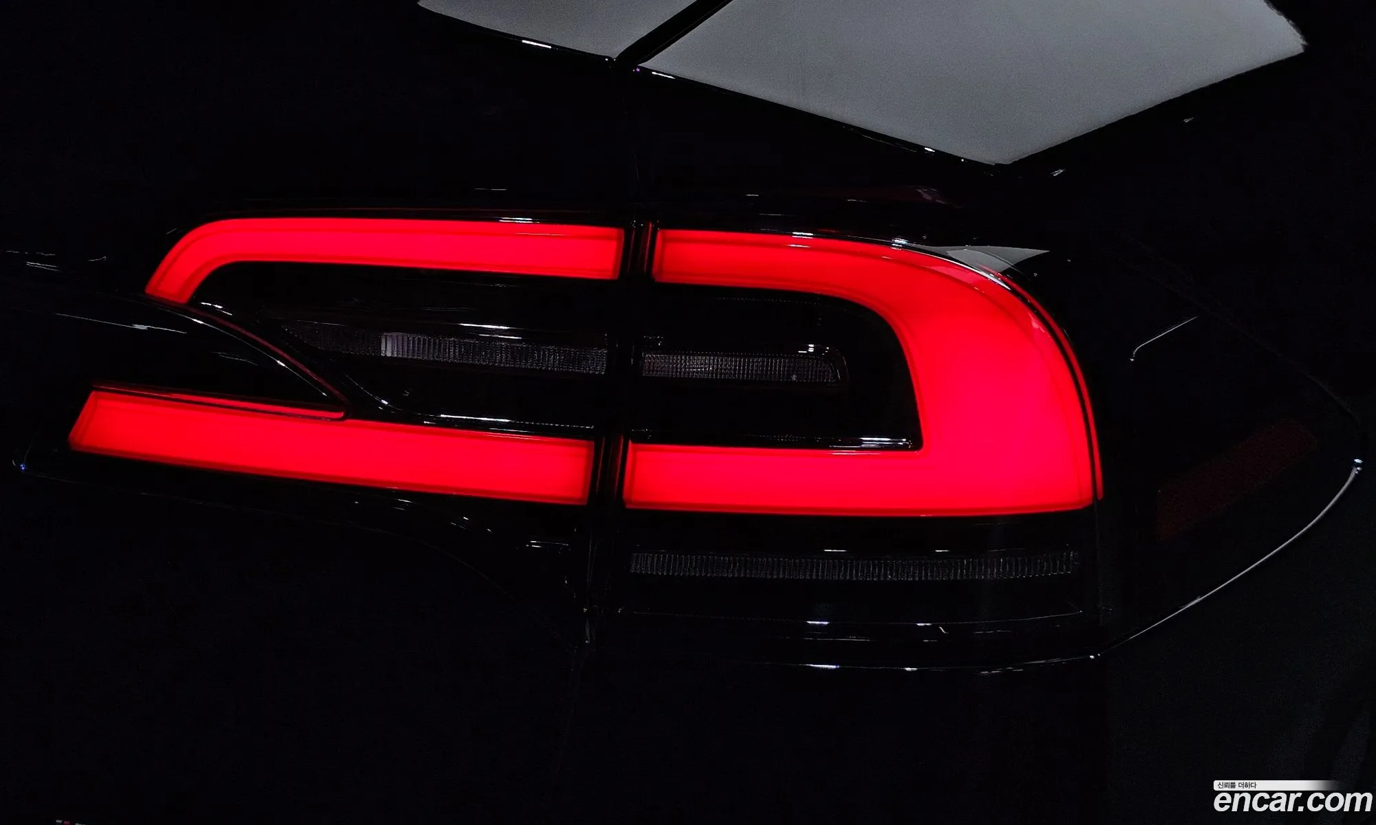 Tesla Model X 2023 — 10