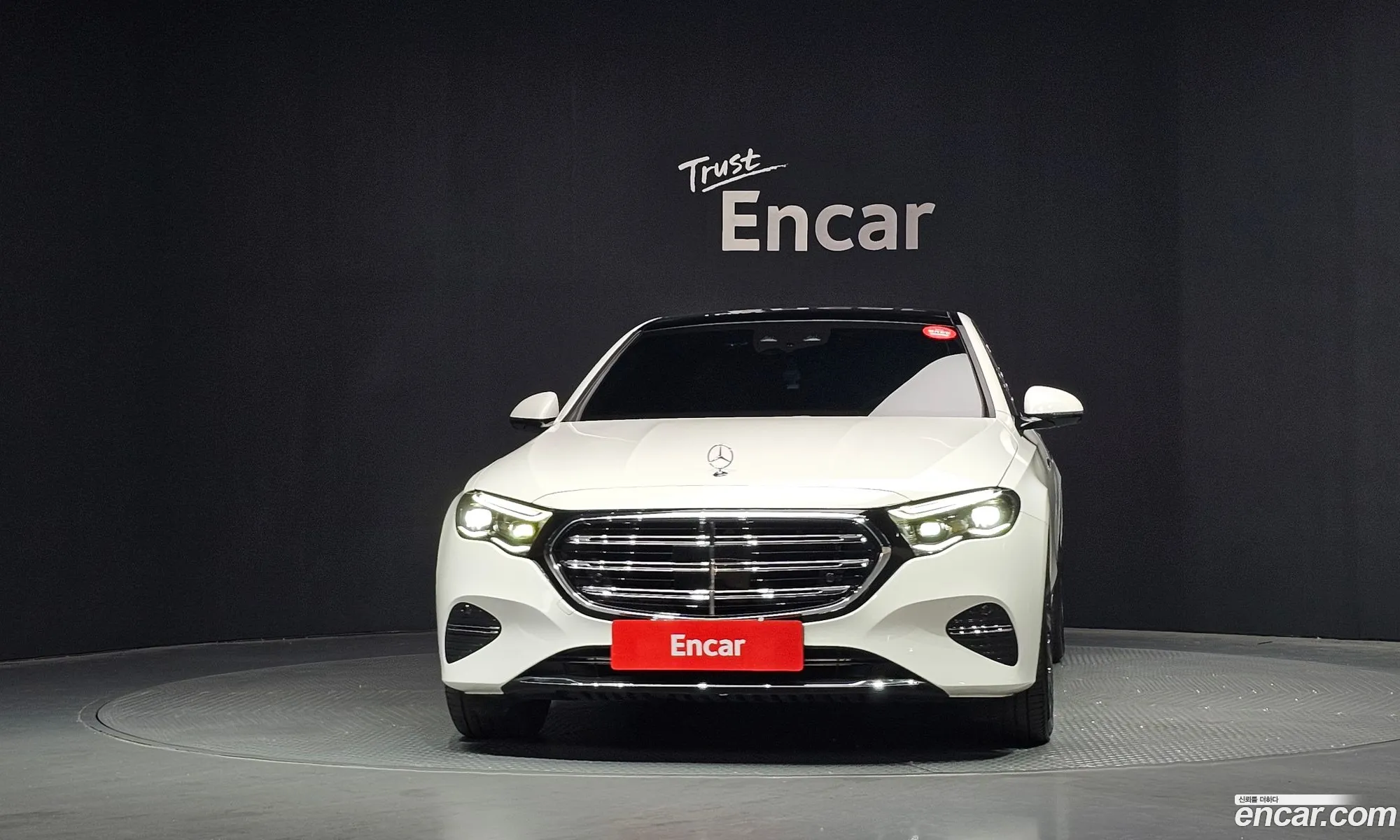 Mercedes-Benz E-Class W214 2024 — 19