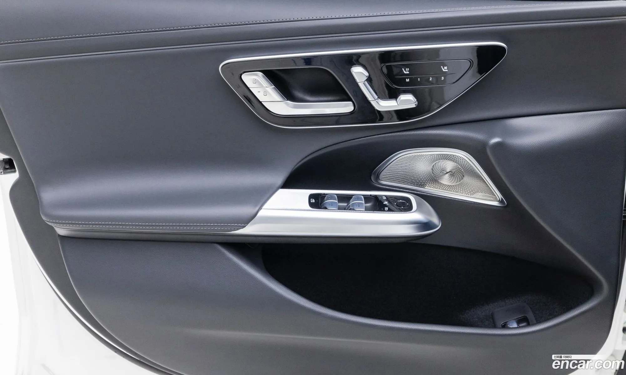 Mercedes-Benz E-Class W214 2025 — 8
