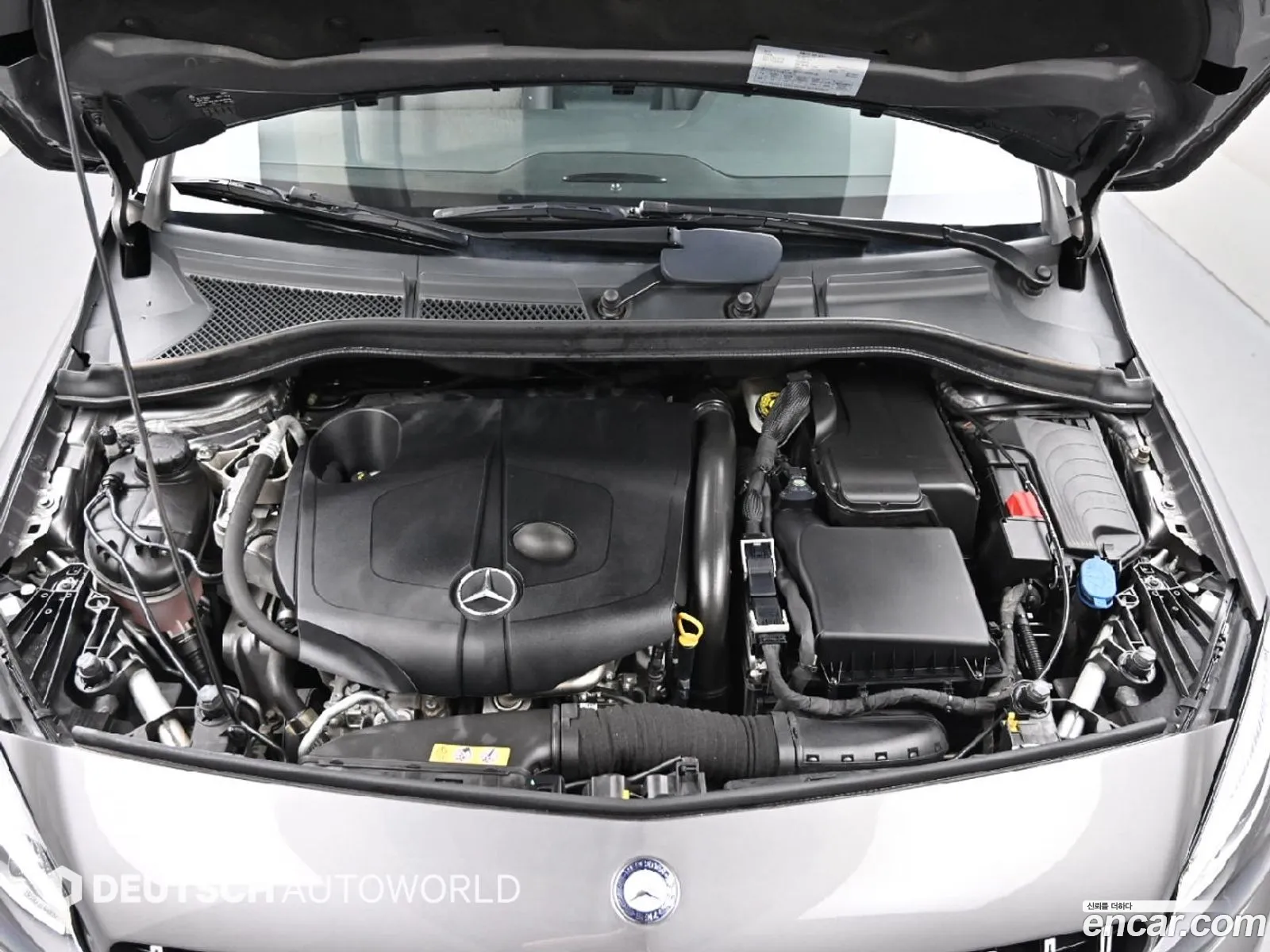 Mercedes-Benz B-Class W246 2017 — 14